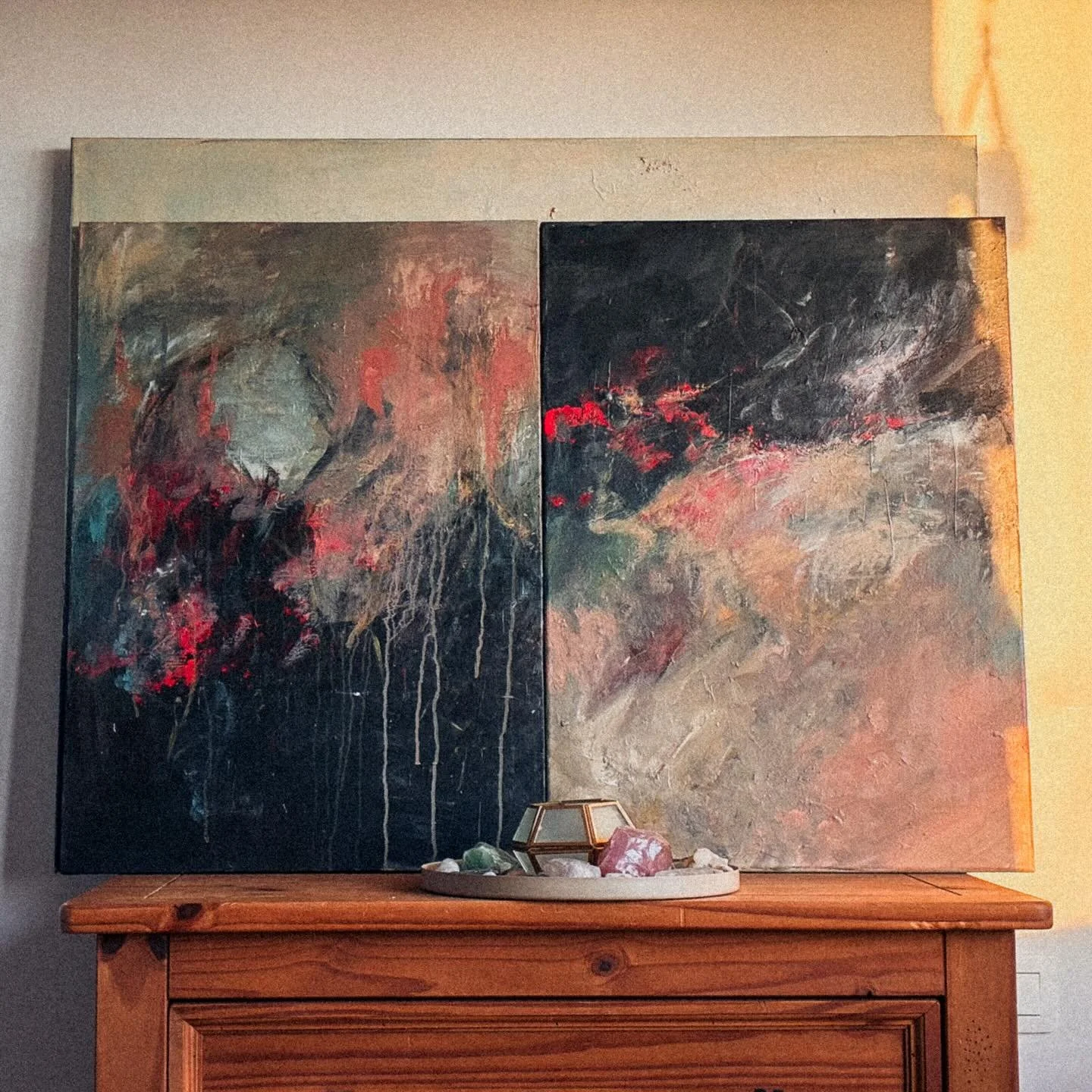 My two most chaotic works. Not knowing what the f I am doing and going but still end up liking the result. 

#abstract #contemporanyart