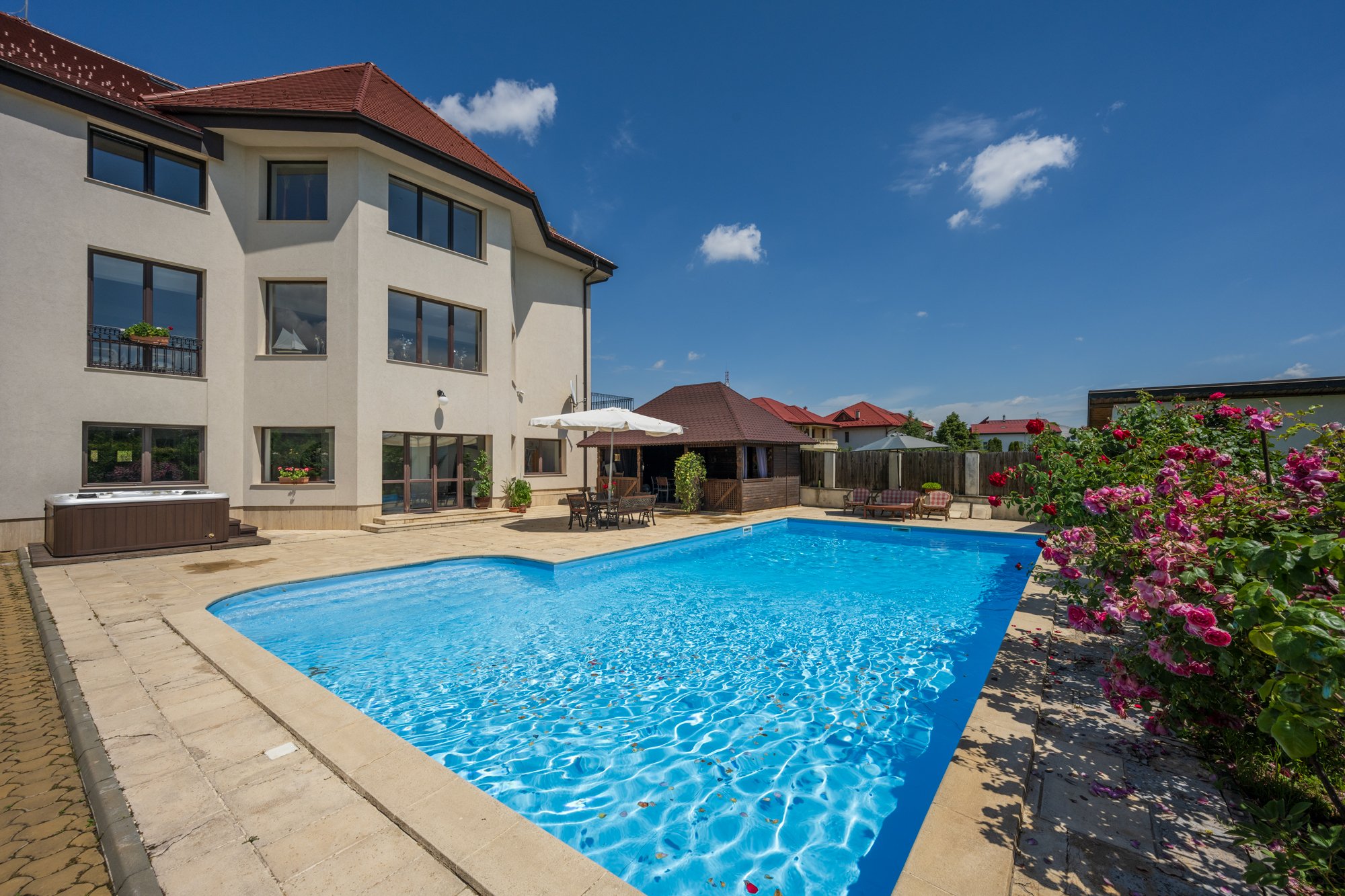 🧭 NORD | 📍REZIDENȚĂ / SEDIU LOCALIZARE IDEALĂ 🌟DOMENIU IREPETABIL CU VILĂ UNICAT 💰 3,5 mil €