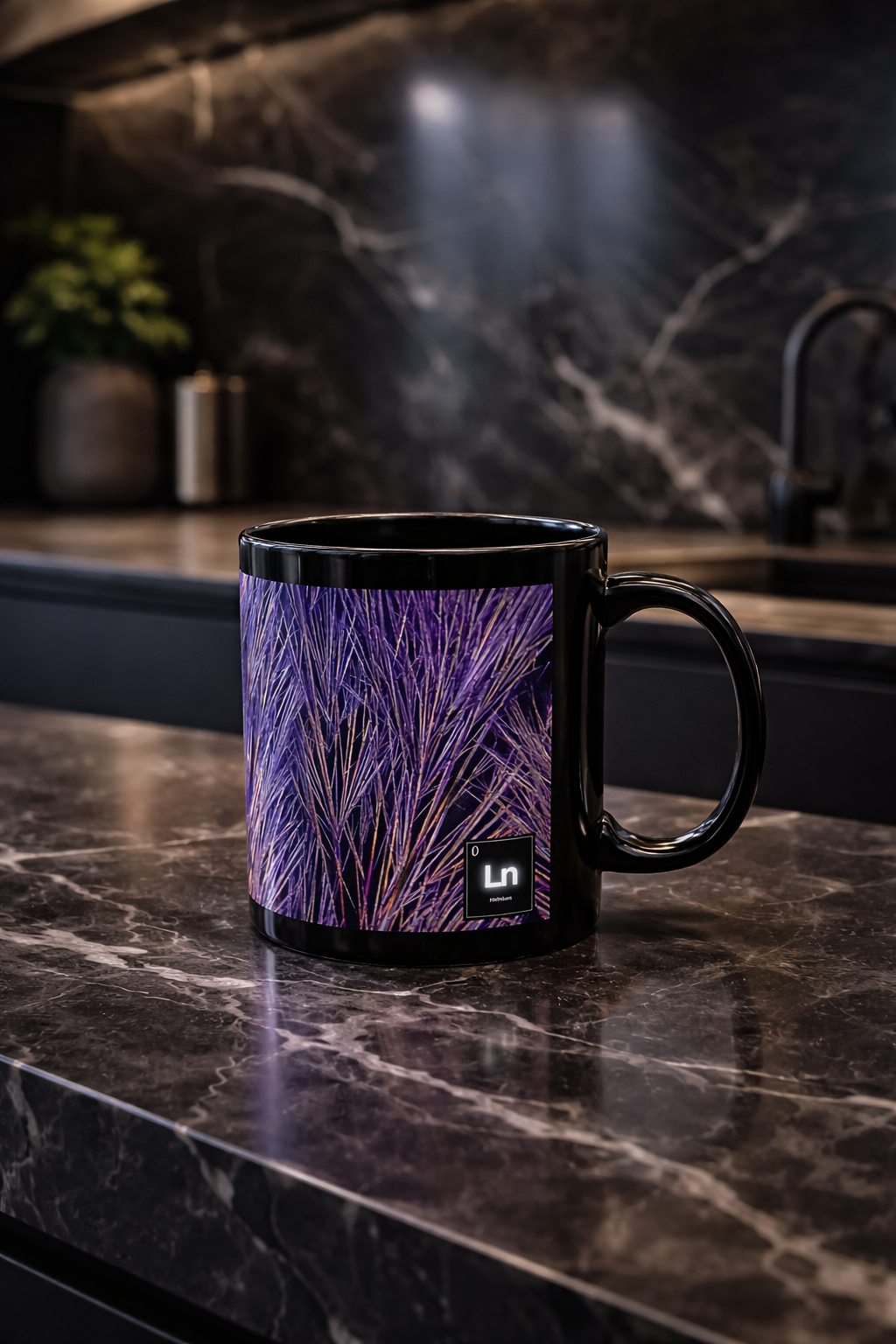 Mug en céramique et cristaux de café.png