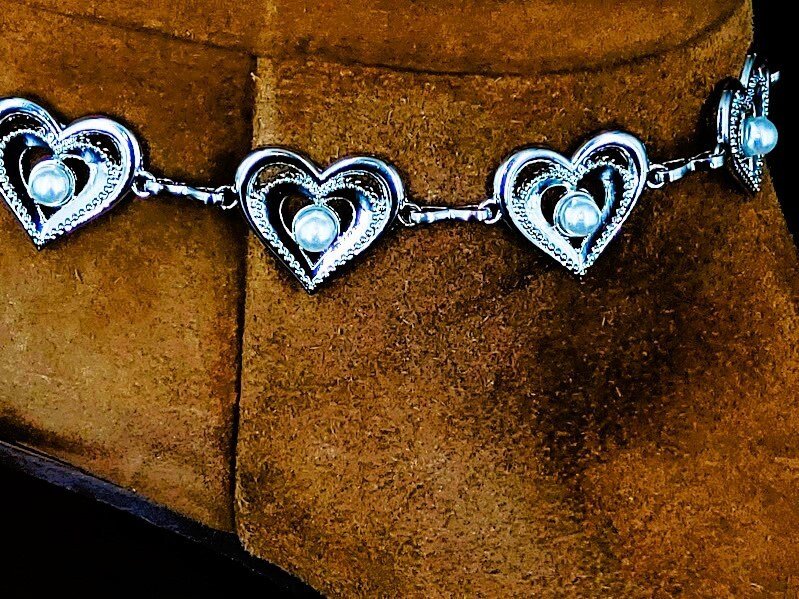 https://i.etsystatic.com/50352175/r/il/d0869d/6029114433/il_fullxfull.6029114433_a5xn.jpg