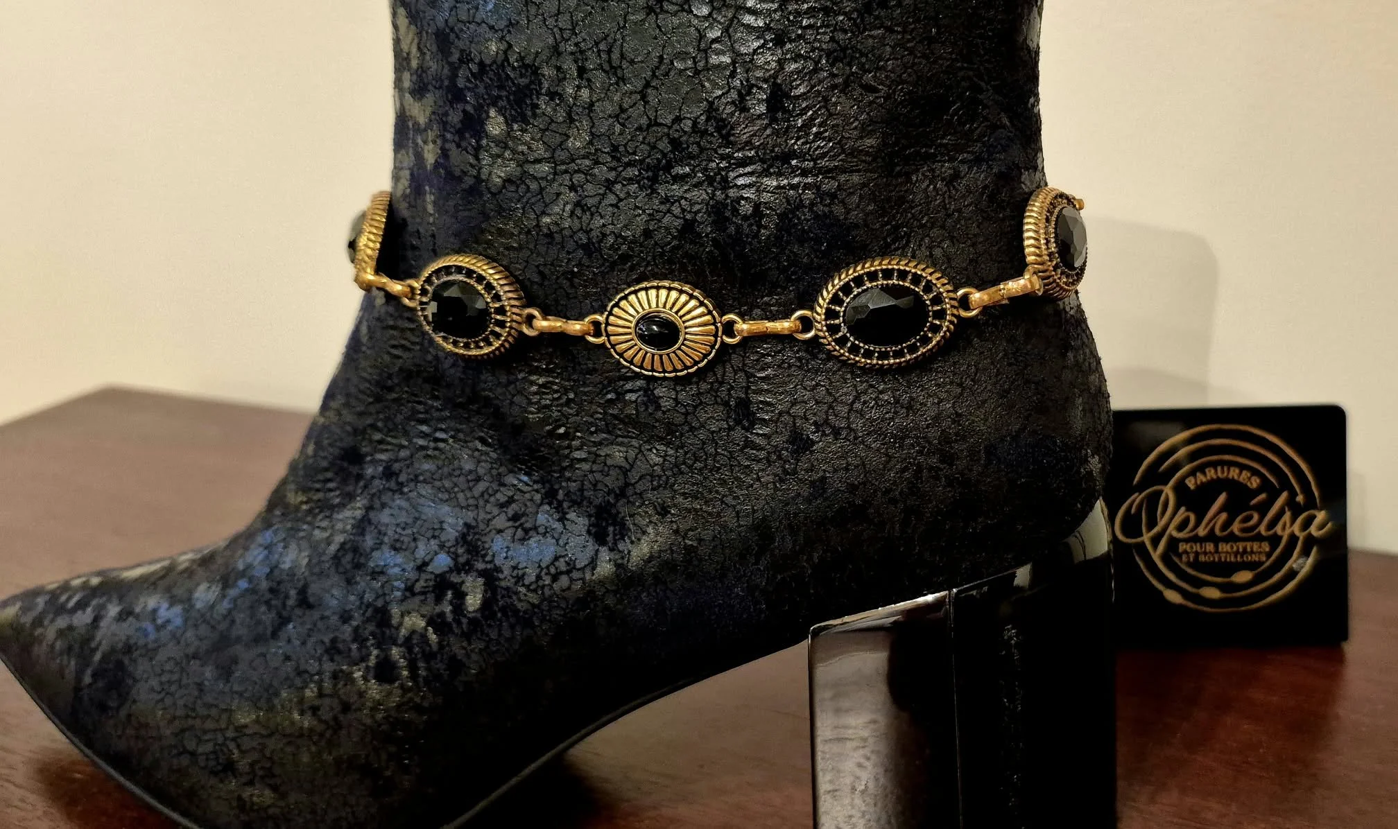 Sandrine - Bijoux Bottes - Femme - or et noir