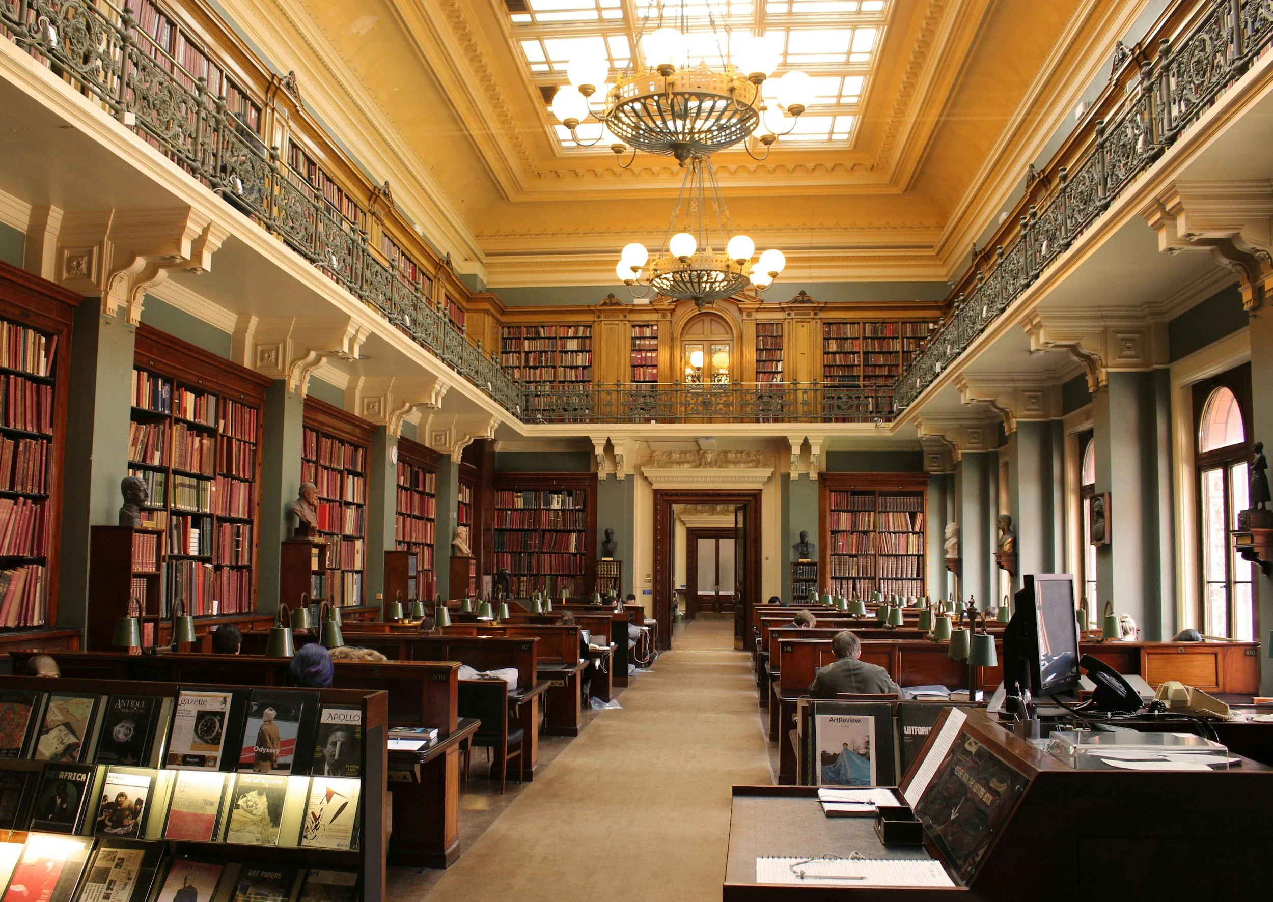 Buy Books, Support Libraries! 5 Online Bookstores That Give Back