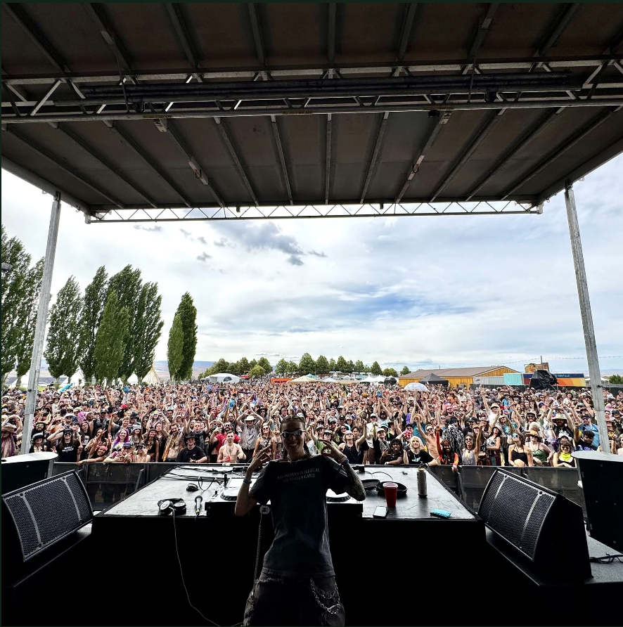 Tipper & Friends @ the Gorge: Yoko's closing message