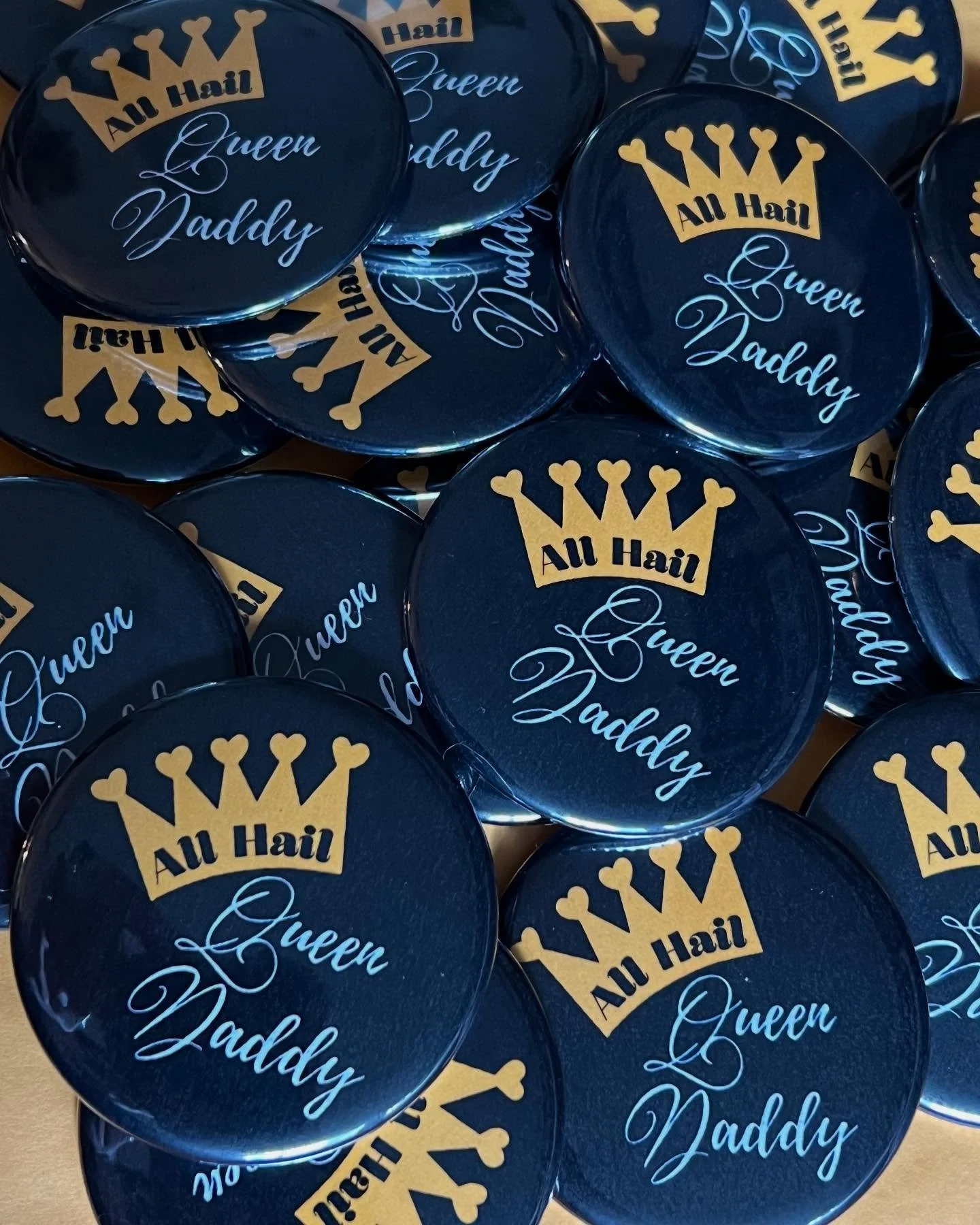 A mutual friend commissioned me to make some buttons for @agravesmc&rsquo;s recent birthday show. Happy belated birthday, Queen Daddy!