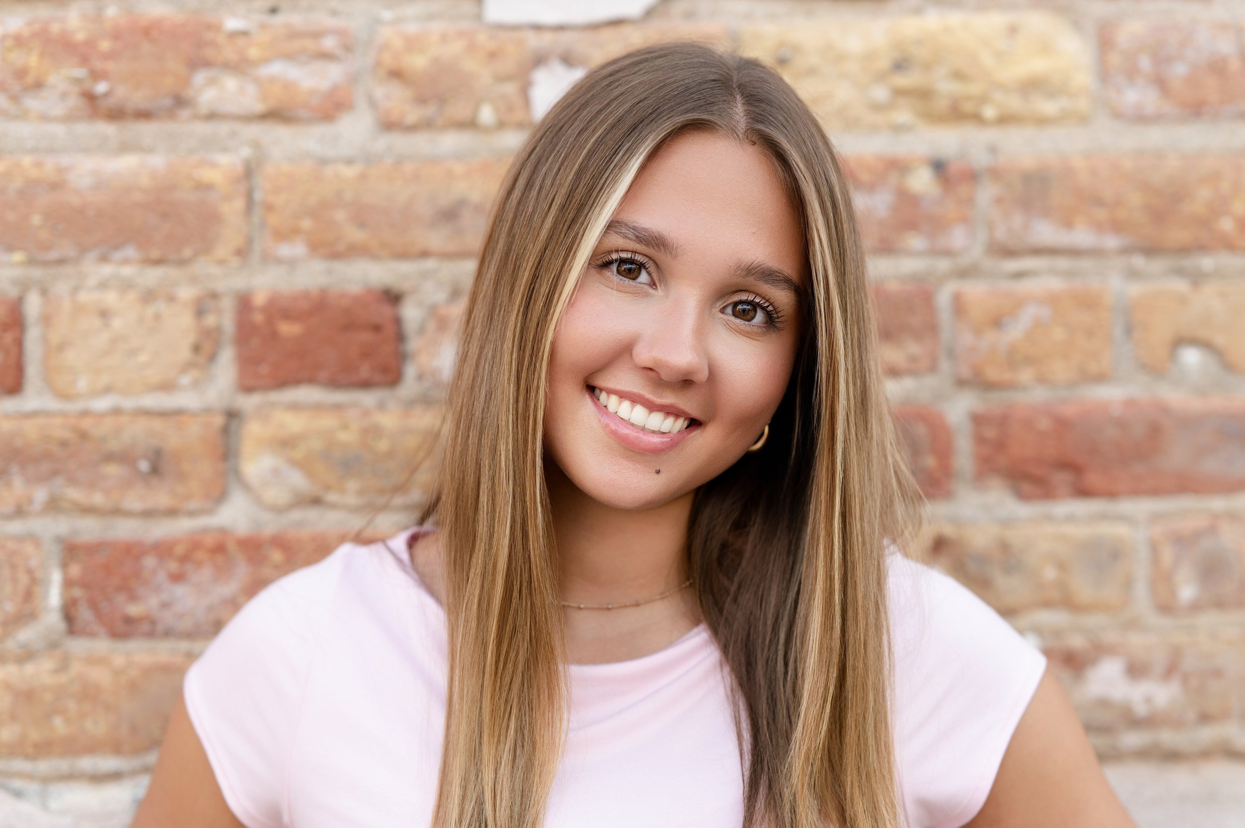 Senior Portrait session in janesville, WI with Craig High School student