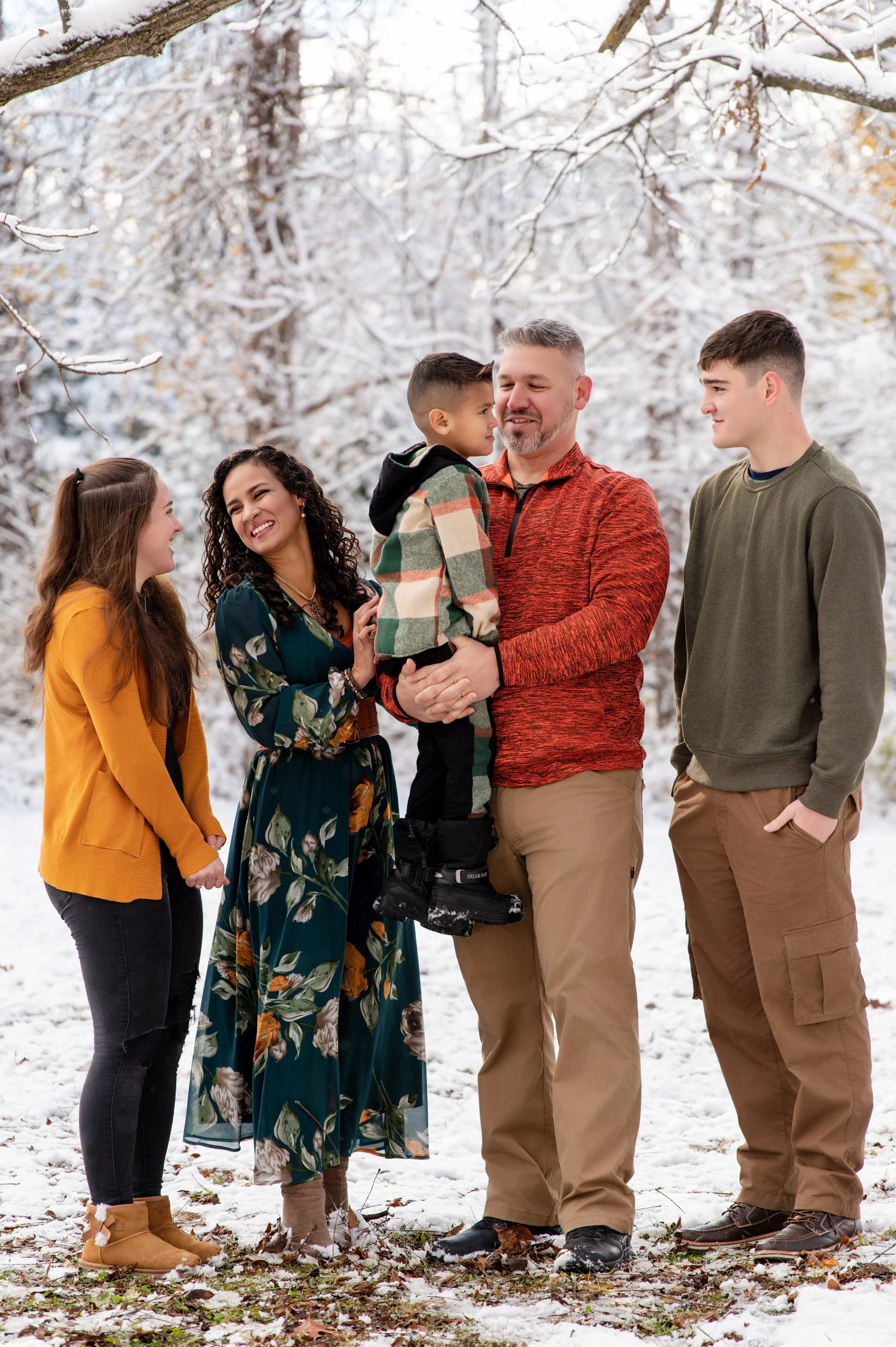 Family Portrait Janesville WI Family Photography Janesville WI Family Photos Janesville WI Photographer In Janesville WI Portraits Photographer Janesville WI Senior Portrait Janesville WI Couples Photographer Janesville WI Engagement Photography Jane