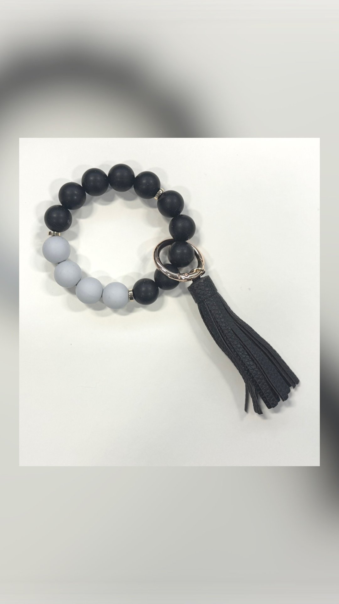 Black+%26+Grey+Plain.jpg