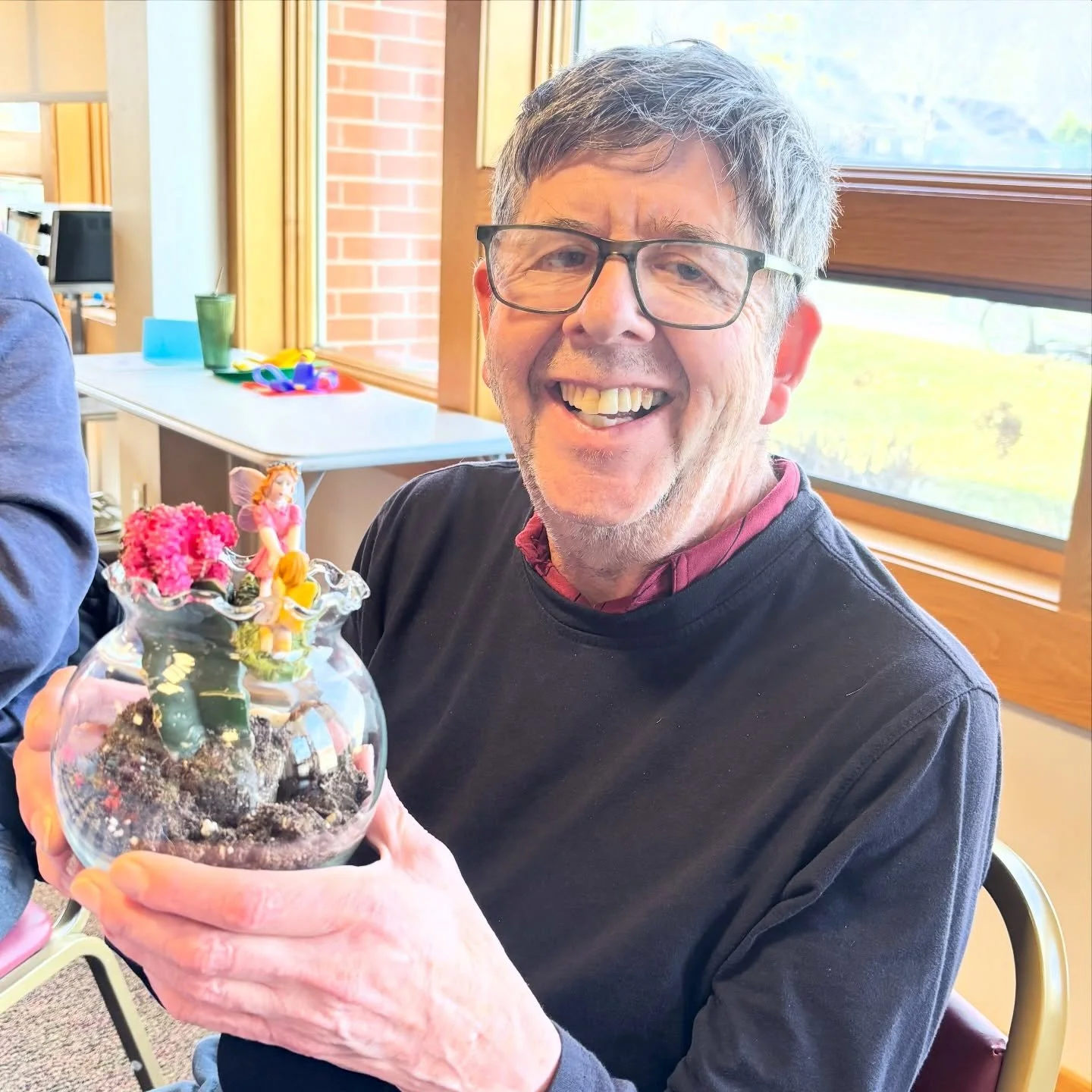 Thanks to our local @homedepot in NE Minneapolis for donating plants for our terrarium arts and crafts project! 

Does your work place have something to contribute? Reach out to our Community Engagement Manager today! Mari@highlandfriendshipclub.org