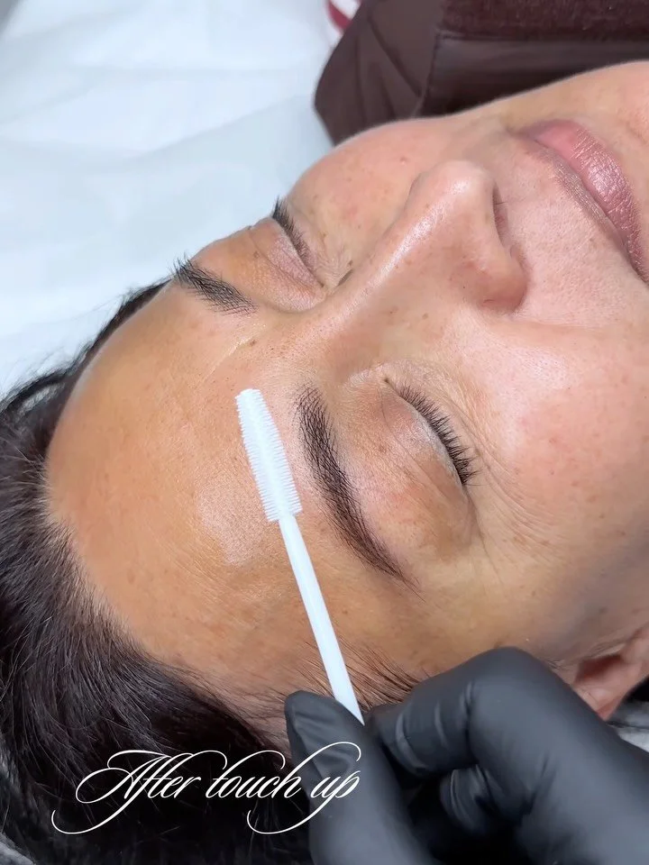 Do these pass the &ldquo;your brows but better&rdquo; test🙋🏻&zwj;♀️🙋🏻&zwj;♀️ 

#nanobrows #browlift #browtransformation #nanobrowsclovis #centralvalleybrows 
Beauty, Fresno salon, Fresno hairstylist, Clovis hairstylist , Clovis nails,  tattoo, Fr