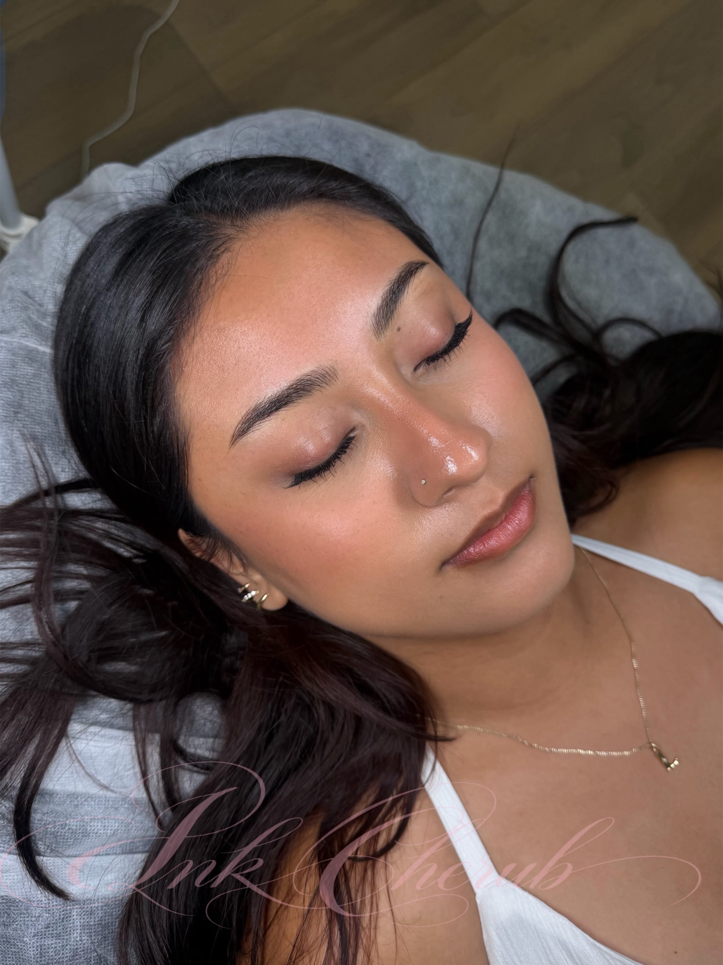 Love making you girls feel beautiful ♡˚✧₊⁎

Client requested to create a tail for her brows that never grew back and make her brows symmetrical ☺️ 

Service: Nano brows 
Location: Madera, ca 
Price: $500

@hanafycolourspigments @kwadron @lovebombtatt