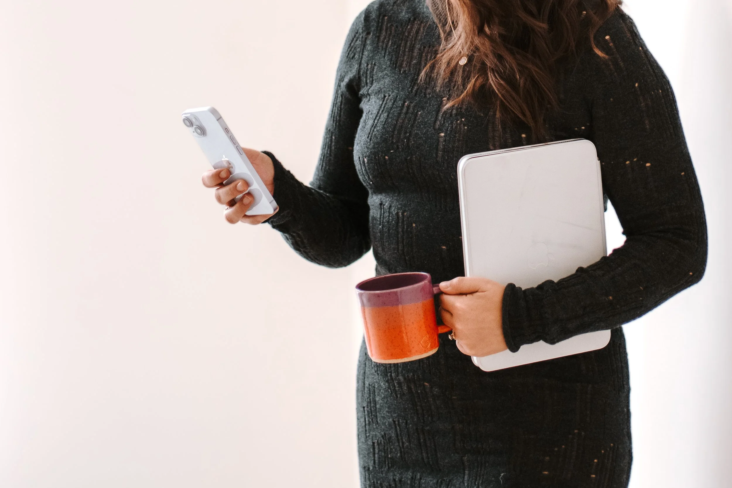 6 Things to Consider Before Hiring an Executive Assistant