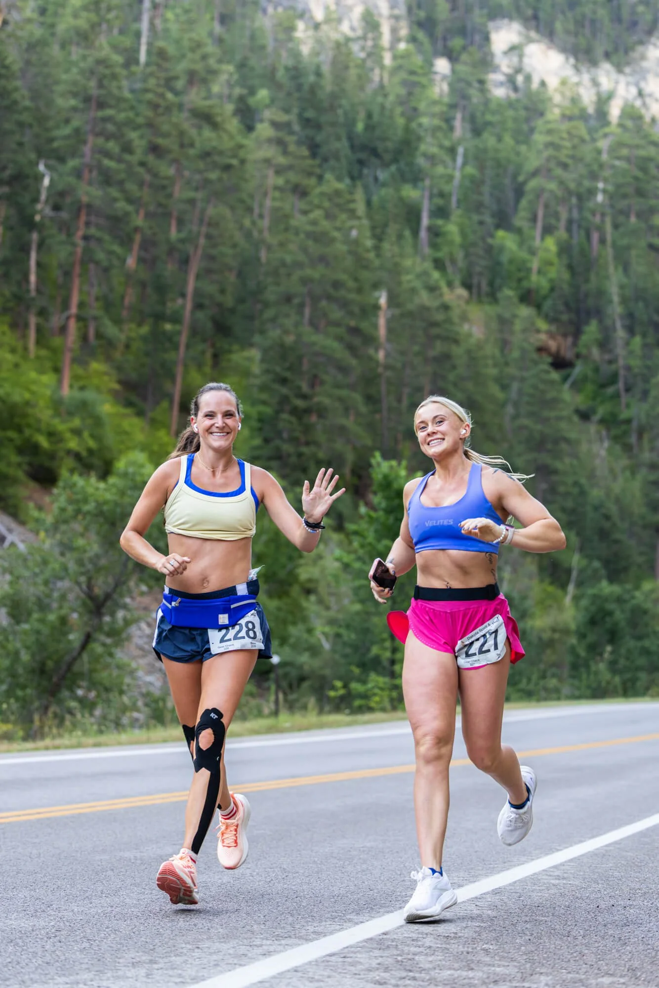 SierraHopp_LeadingLadiesMarathon-153.jpg