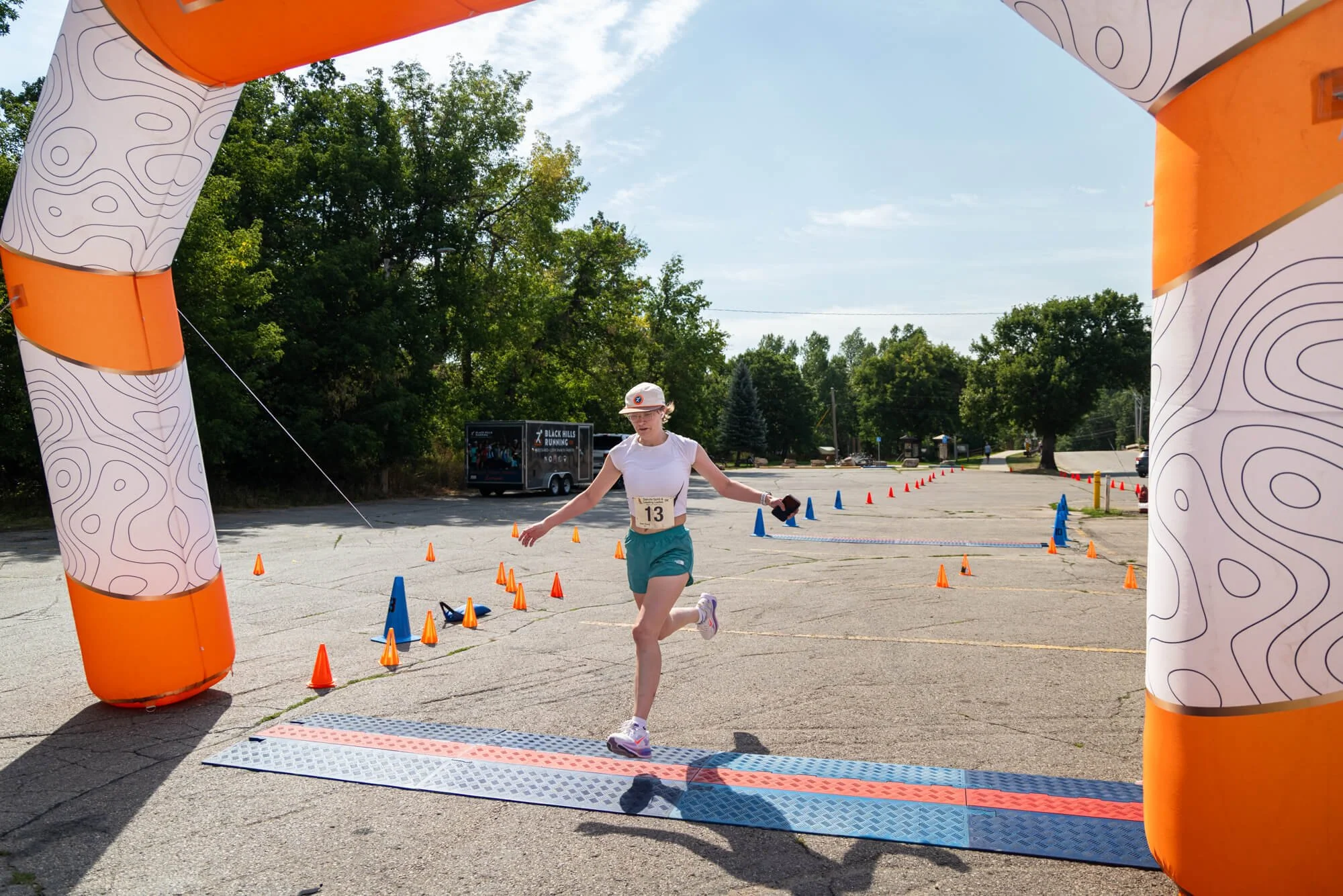 SierraHopp_LeadingLadiesMarathon-74.jpg