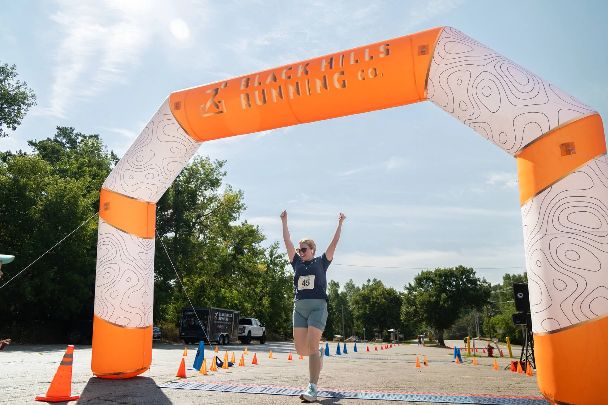 SierraHopp_LeadingLadiesMarathon-49.jpg