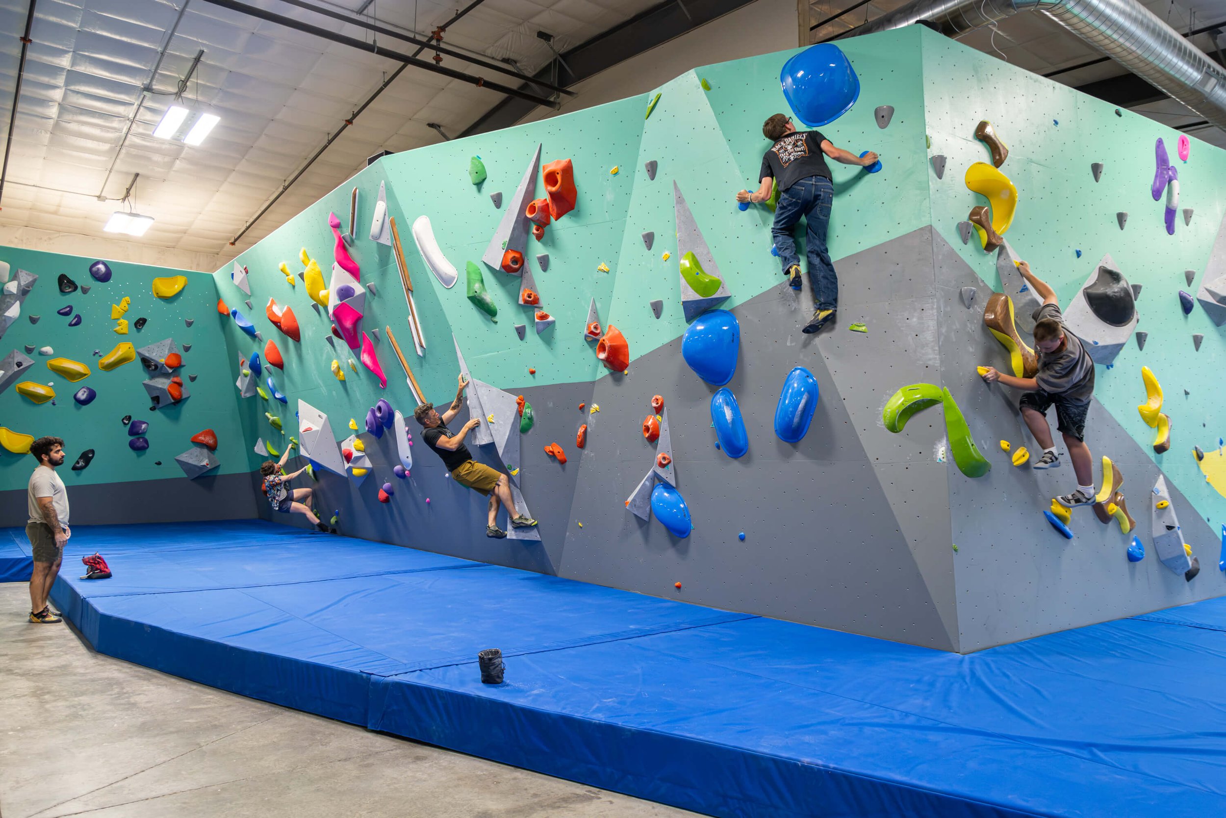 SierraHopp_Basecamp_GrandOpening-14.jpg