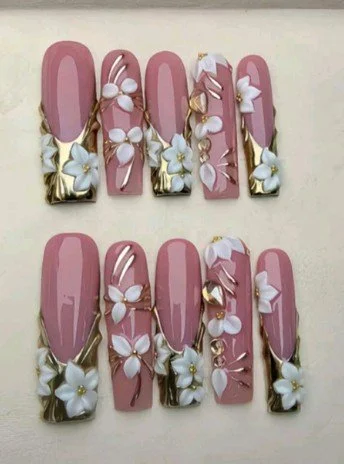 Golden chinese blossom .jpg