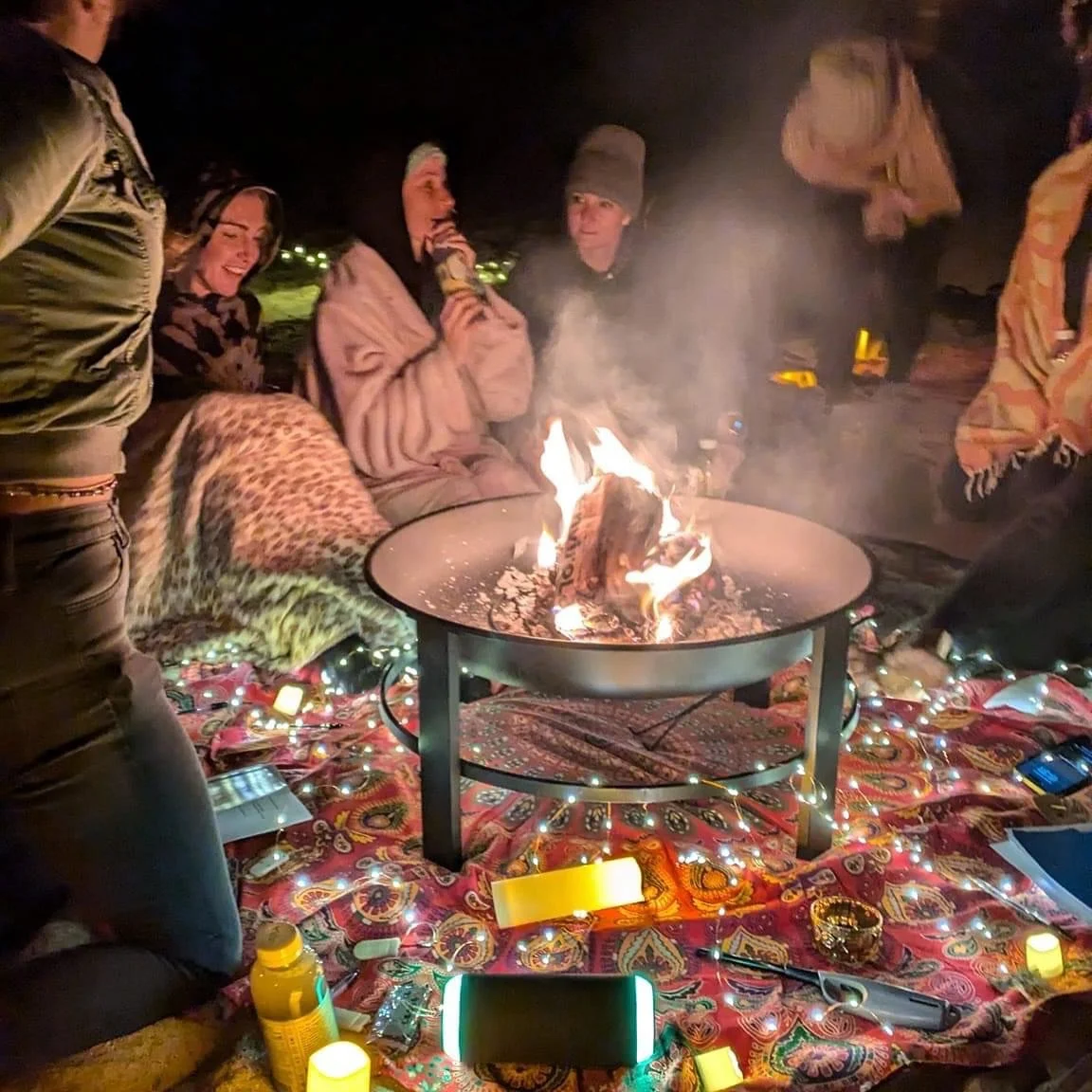 Flow by the fire is such a special &amp; magical event. We&rsquo;ve loved being able to hold this space for people to gather, connect, move, reflect, and manifest their greatest vision 🔥

Here are some of our favorite moments! ✨

#flowbythefire #new