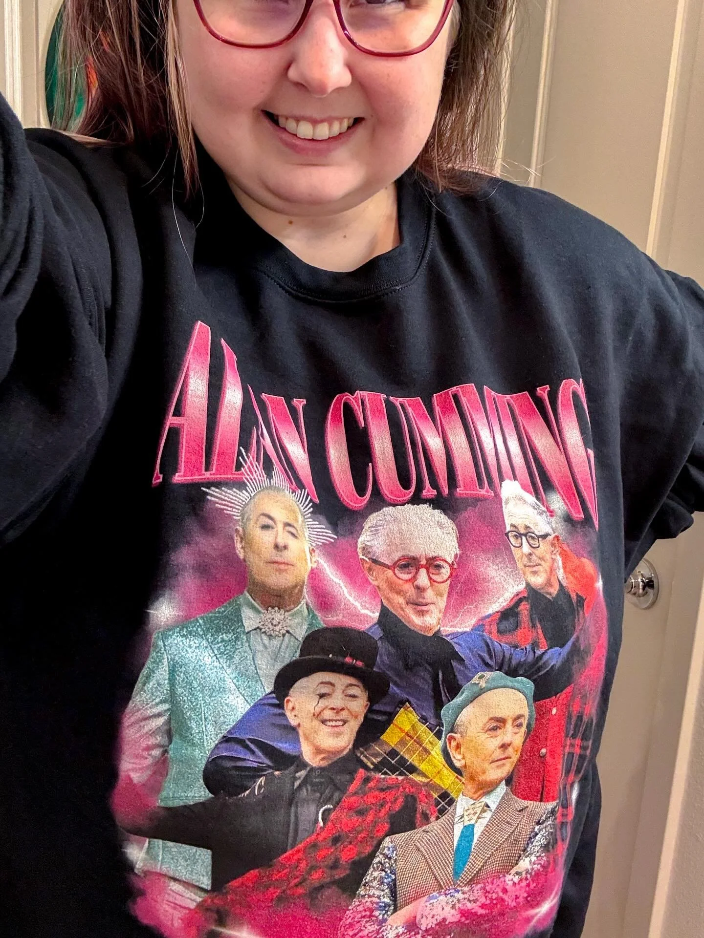 Gotta suit up for The Traitors Season 4 tonight!

🩷 #alancumming 🩷