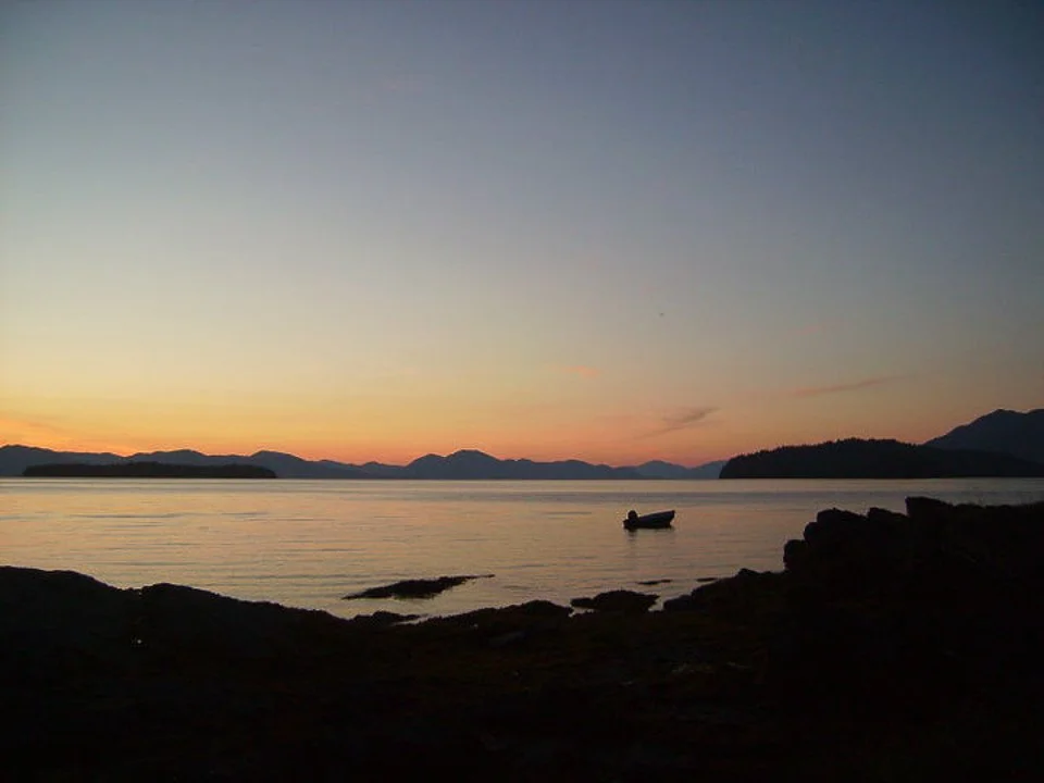 KTN AK sunset with boat at Buggies Beach.jpg