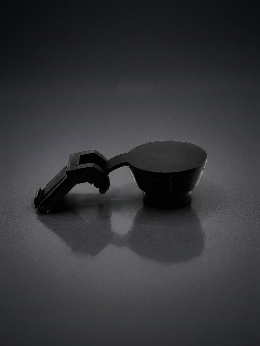 tb plug side.jpg