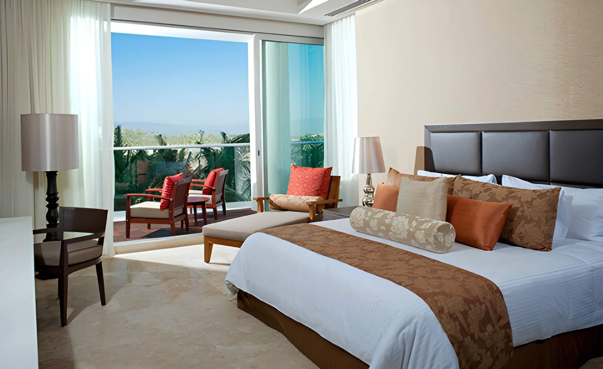 Grand Luxxe Two Bedroom Master Suite - Nuevo Vallarta - King Bed