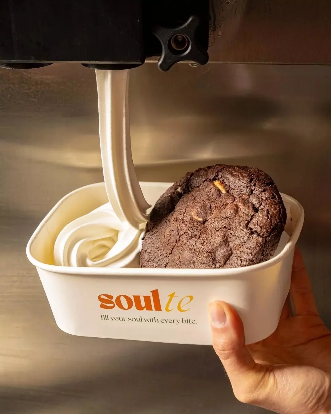 The swirl of dreams, the cookie of legends. Together? A Soul𝒕𝒆 masterpiece 🍪🍦