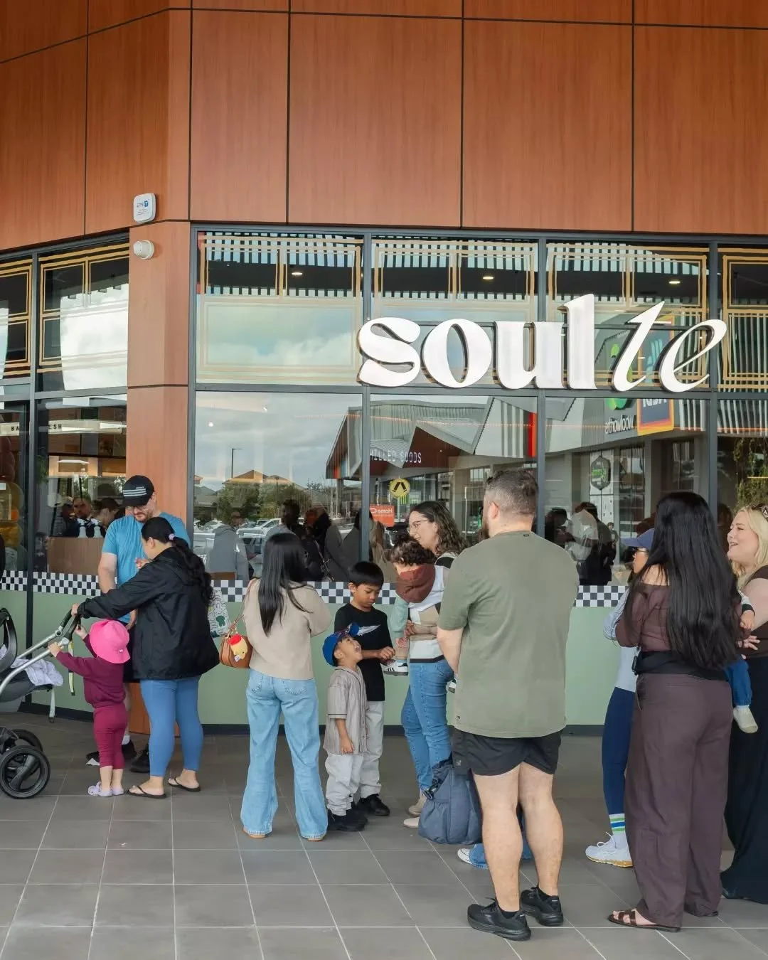 Soul𝒕𝒆 Gregory Hills 🤎

What a journey it's been so far.

From our grand opening to the busy mornings, lunch rushes and familiar faces we've welcomed through the doors since, we're incredibly grateful for the support this community has shown us.

