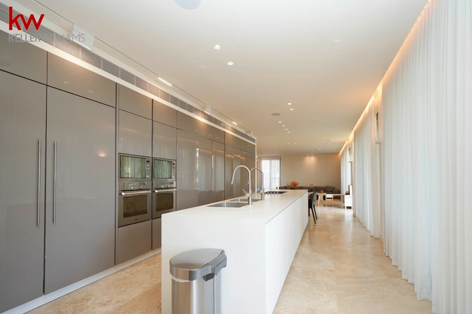 WhatsApp Image 2025-12-09 at 01.45.15_bcf078a6.jpg