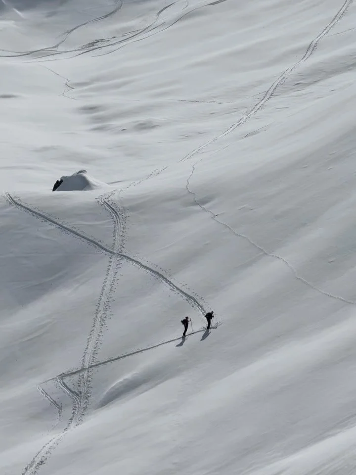 🚶🏻 🚶🏻 
.
.
.
.
#winter #snow #mountainclimbing