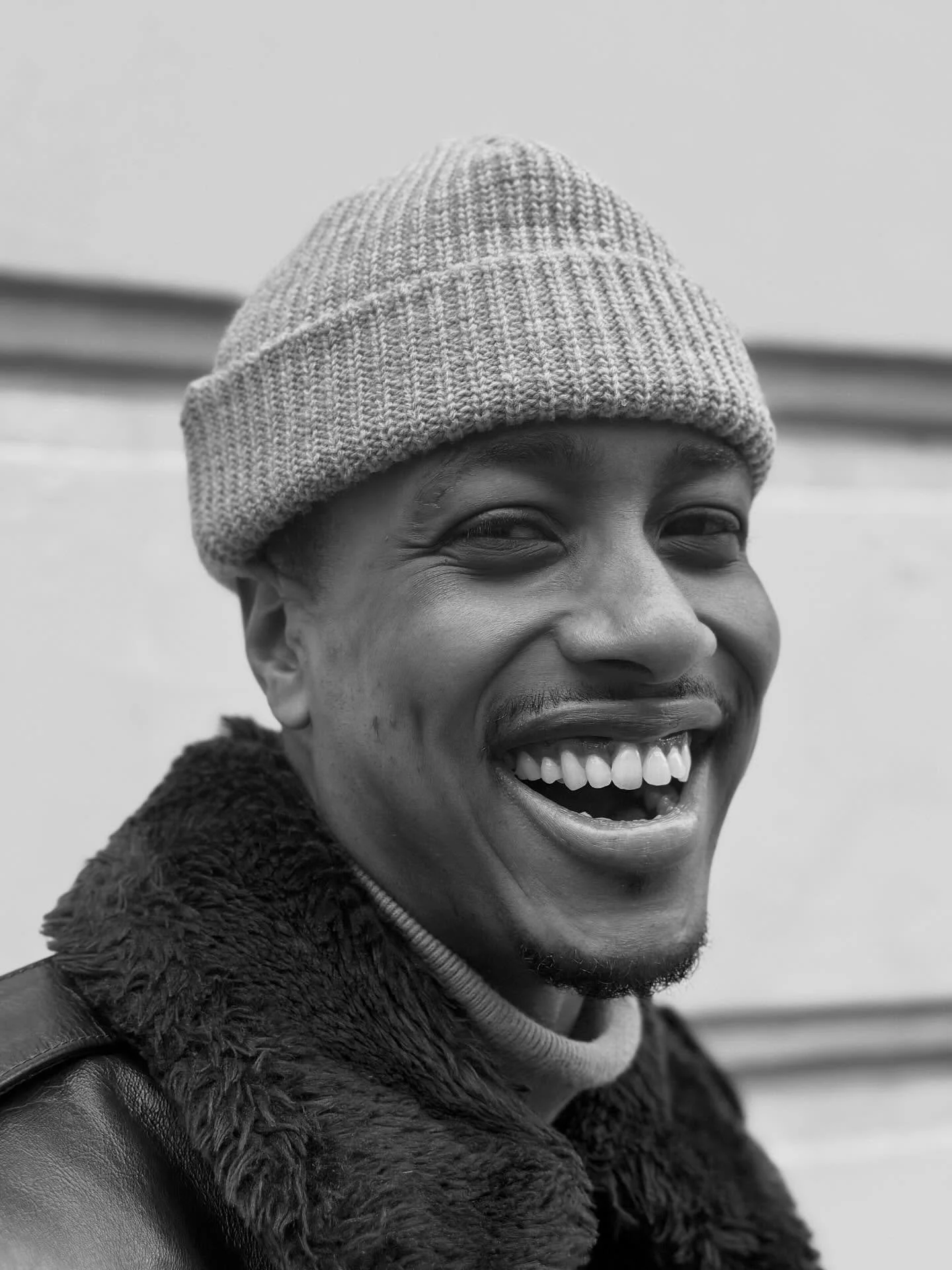 all smiles with abdu 💫 @abdullahi.islaw 
.
.
.
.
#portrait #portraitphotography #smile #fy #fyp #paris