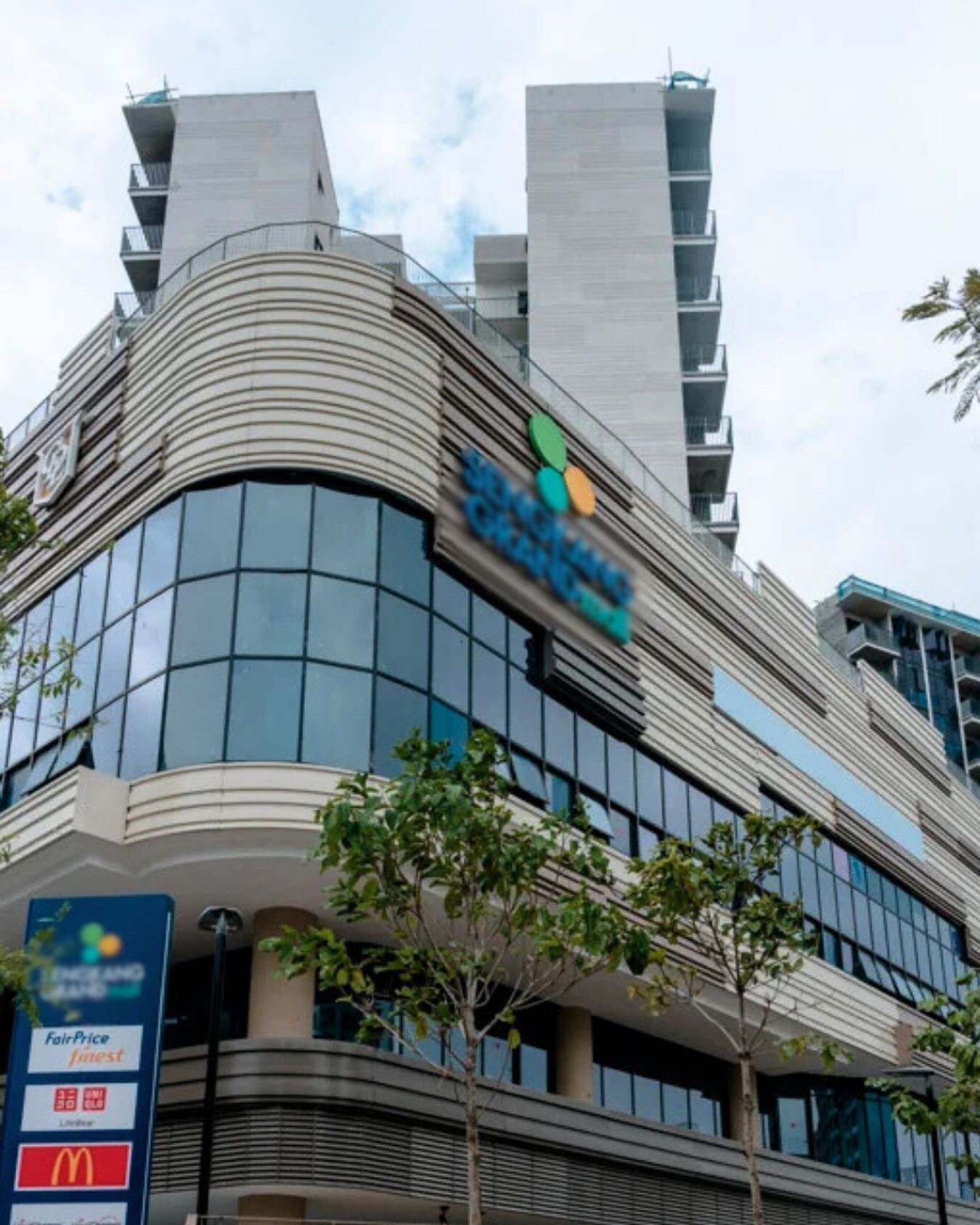 14TH OUTLET OPENING GIVEAWAY 🍌🇹🇭

We&rsquo;re making our 14th outlet stop at the hint: 🟣 line! This outlet is a special collaboration with @yumyumtodtod, bringing you an authentic Thai street food experience. Think creamy egg basil, authentic som