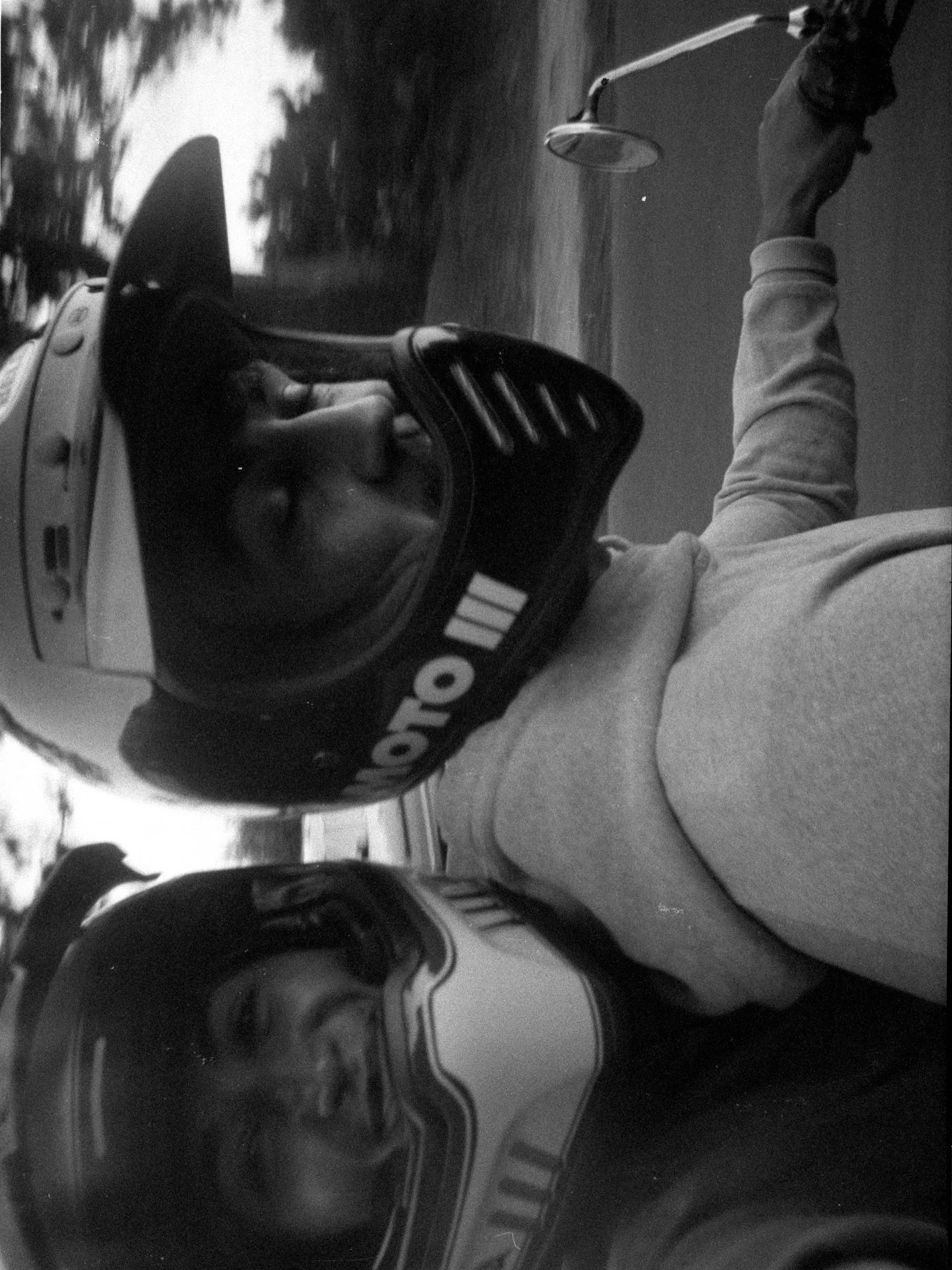 Carnac - &eacute;t&eacute; 2022 - XLR125

#xlr125 #vintagemotorcycle #bellhelmets #honda125