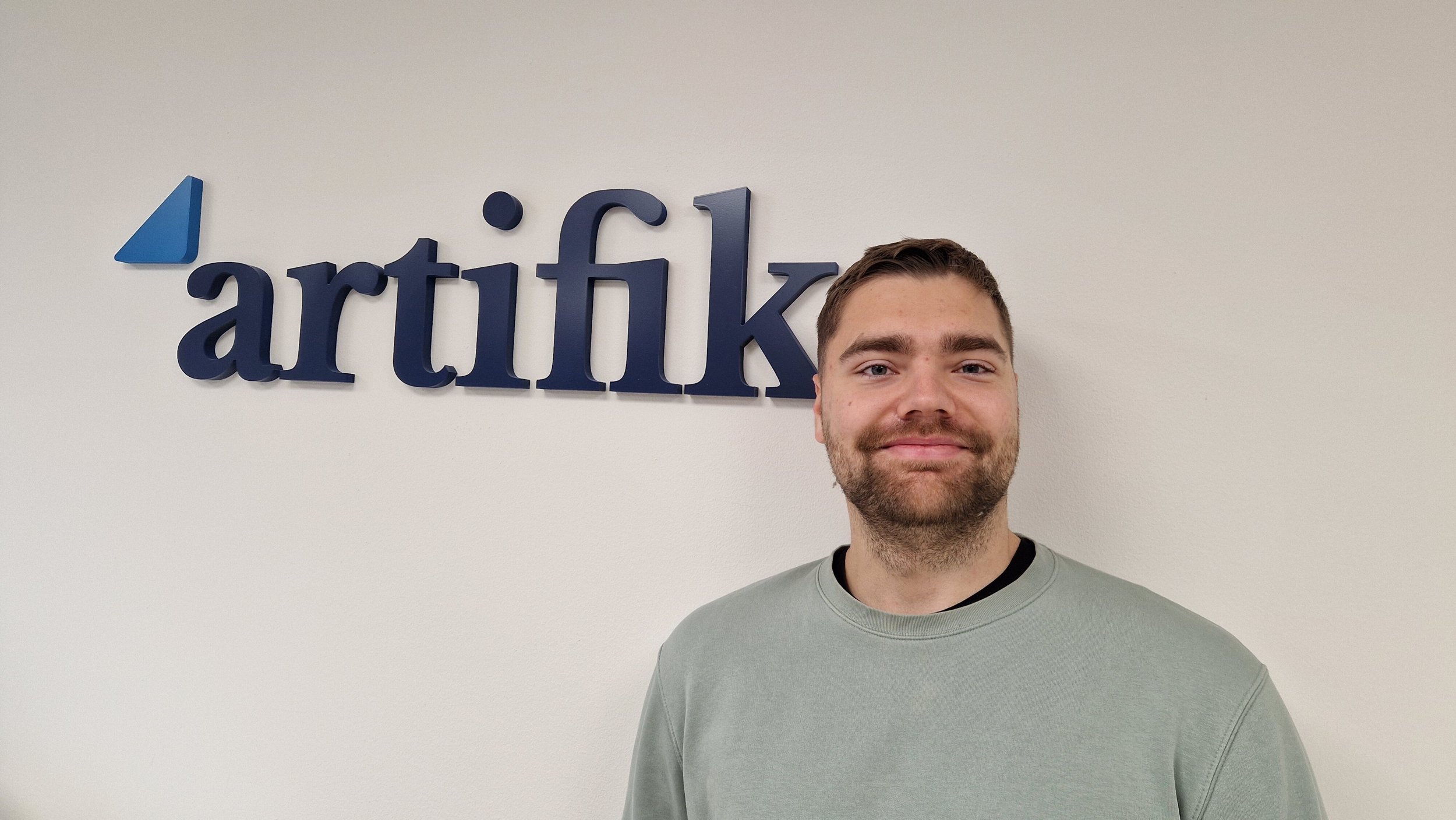 Velkommen til Artifik, Hendrik!