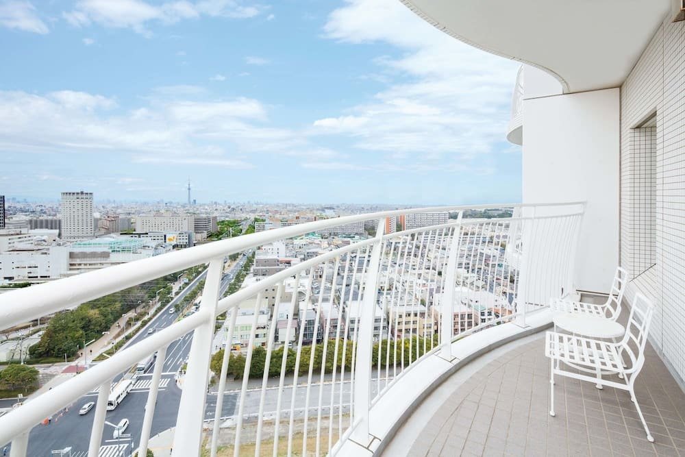 TopTokyoDisneyHotelEmionHotel
