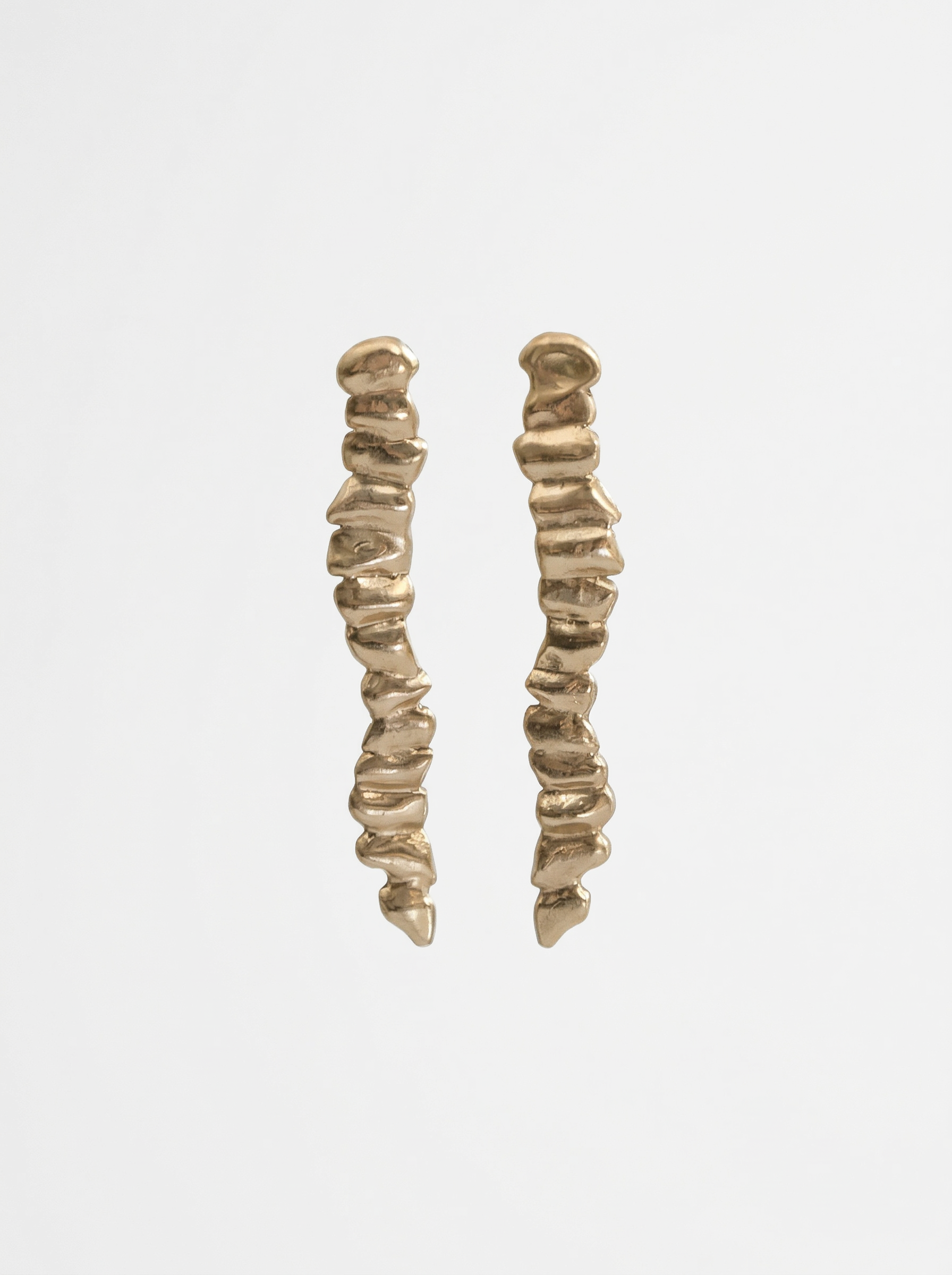 Relict Drop Earrings bronze