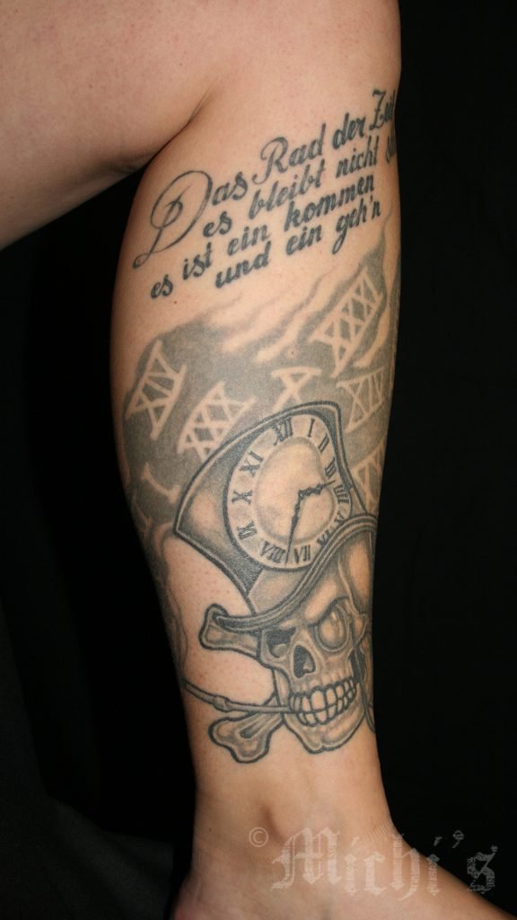 Tattoo_Black_White_24.JPG