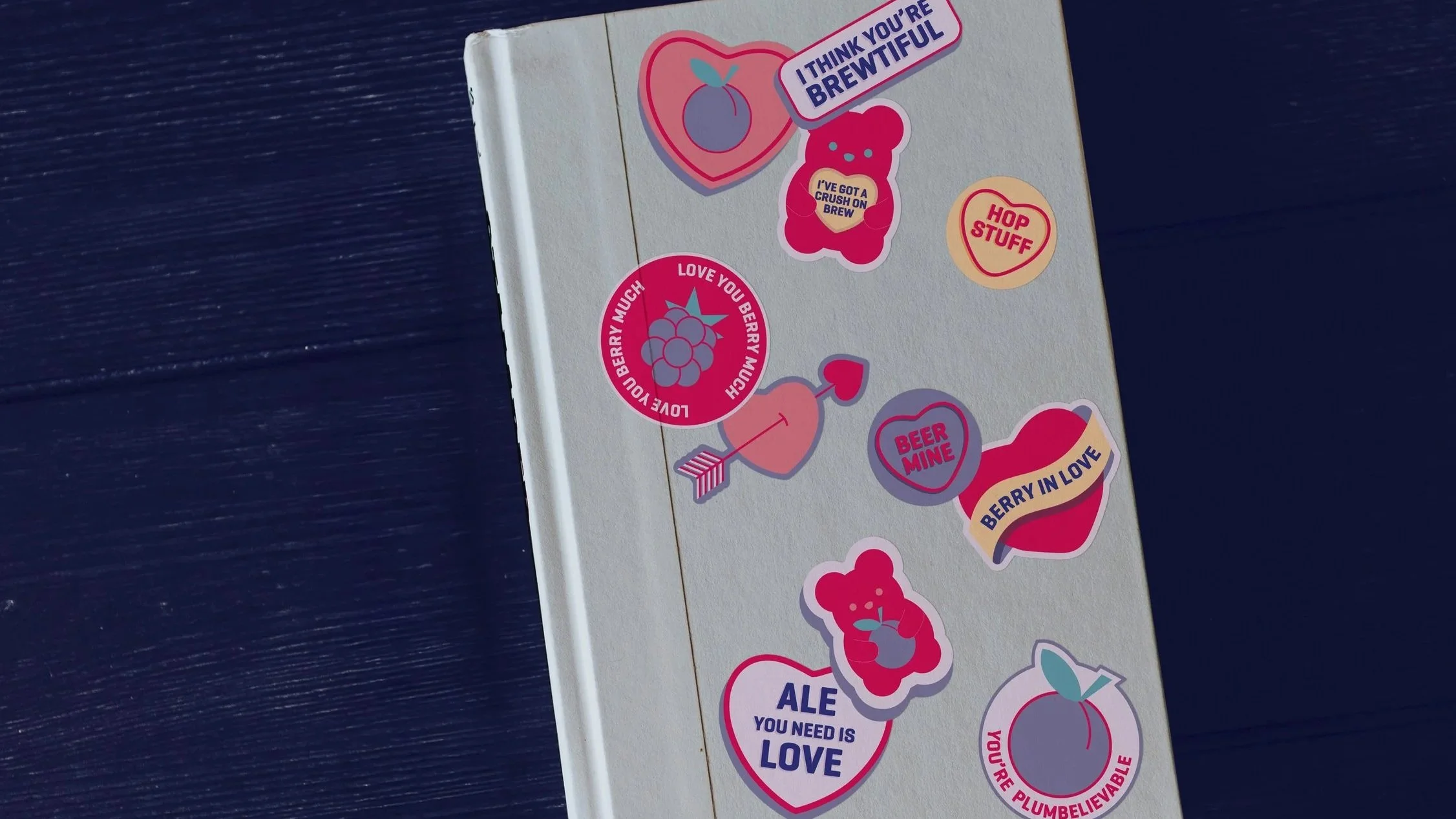 Cover-Notebook-Stickers-Mockup_MTAC.jpg