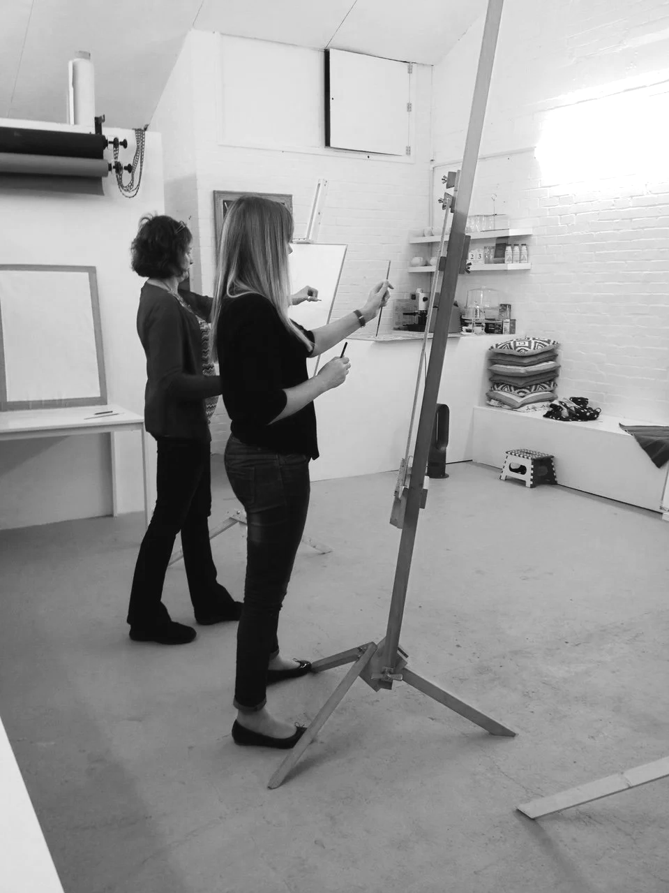 Attendees at a life drawing workshop