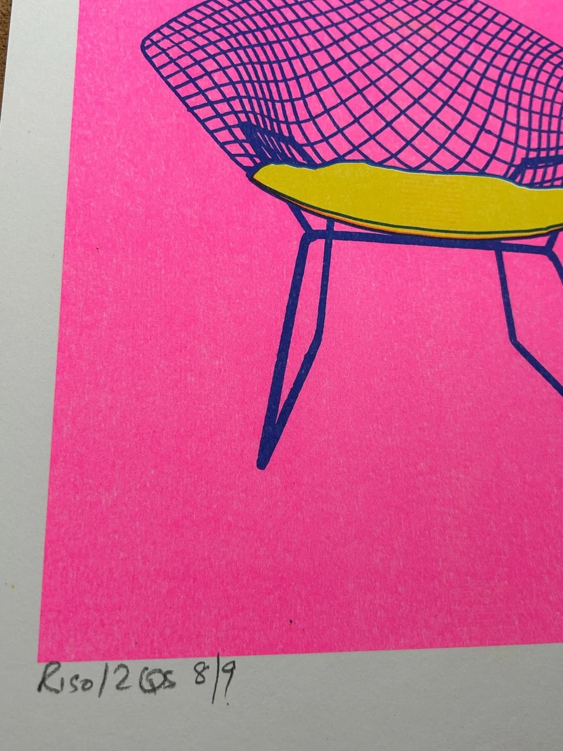 RisoMeshChairYellowSeatPink04.JPG