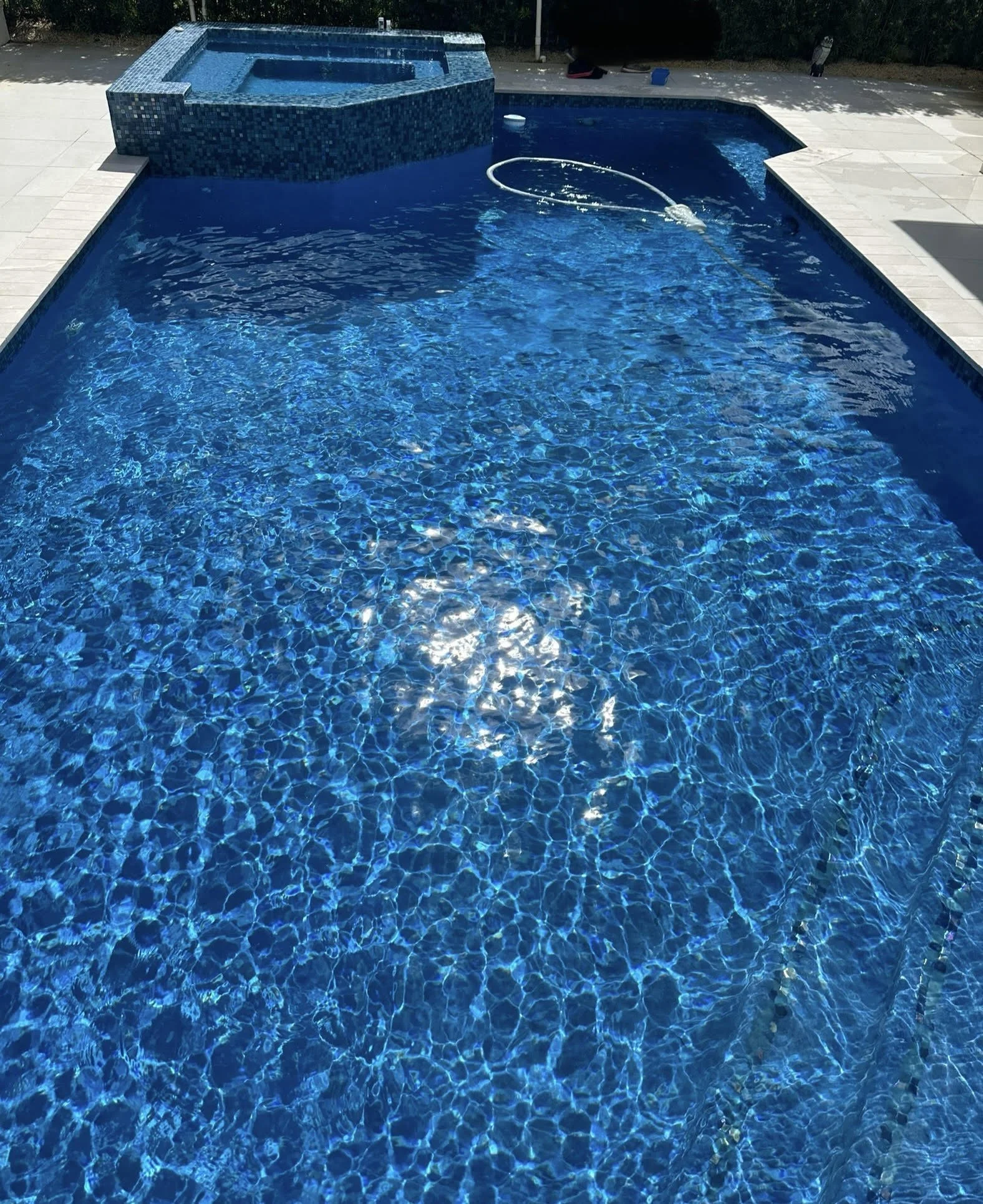 poolaz.jpg