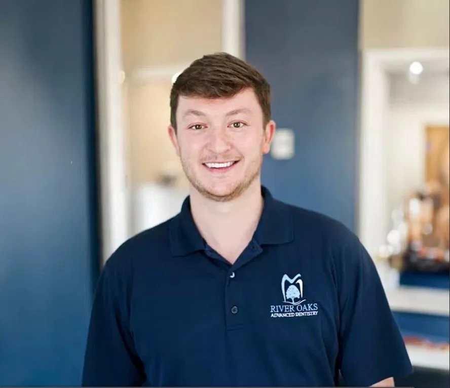 River Oaks Advanced Dentistry, Mitchell Scott (he, him)