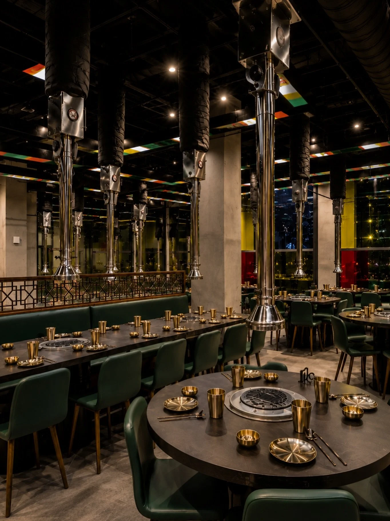 🔥 Some restaurants serve food. Others create an experience.

For this project, Ardenture delivered custom booth seating, architectural millwork, integrated table layouts, decorative metal detailing, and hospitality-focused finishes that bring energy