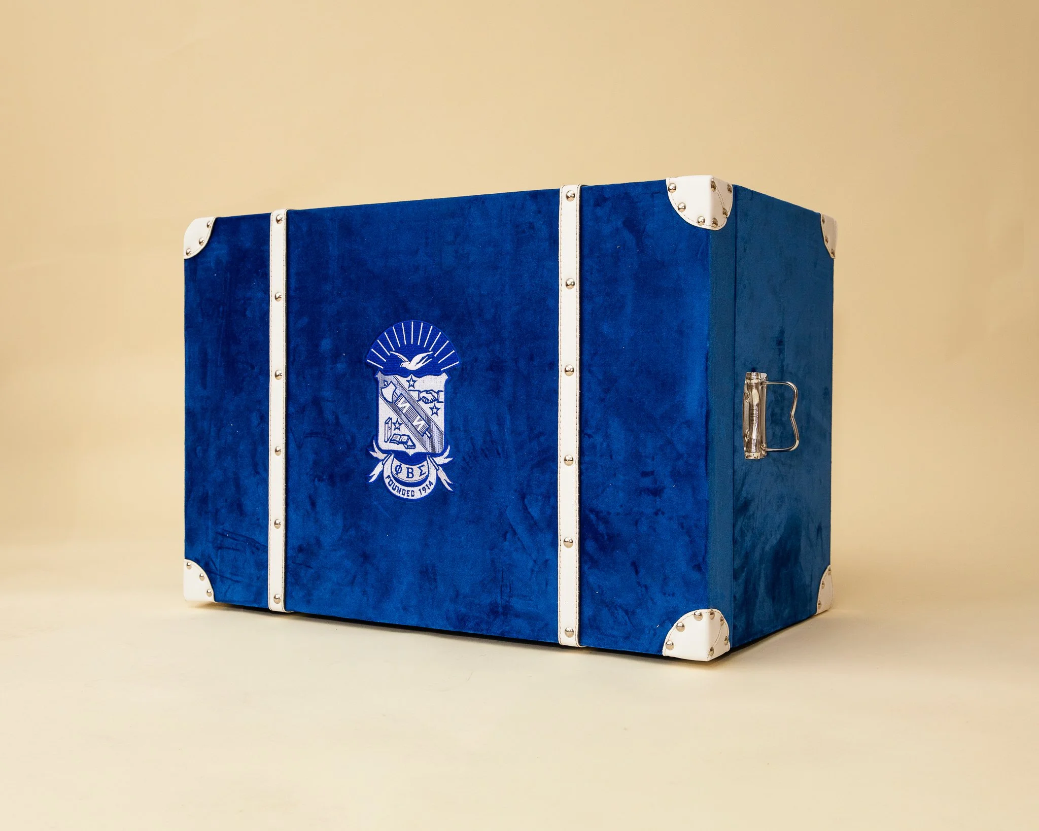 Distinguished Greek Branding 2-003.jpg