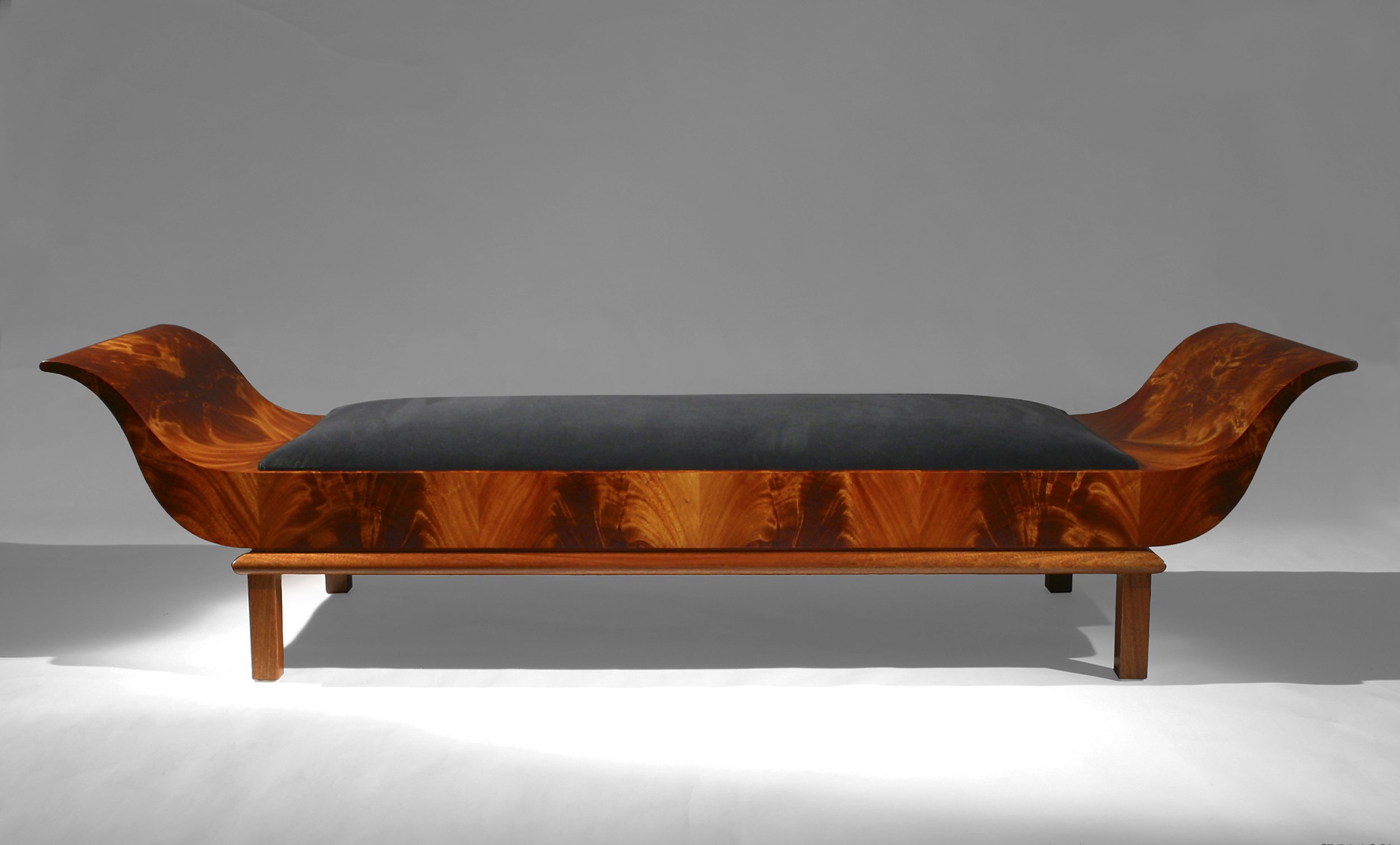 Daybed - Mahogany Crotch Veneer &amp; Mahogany
