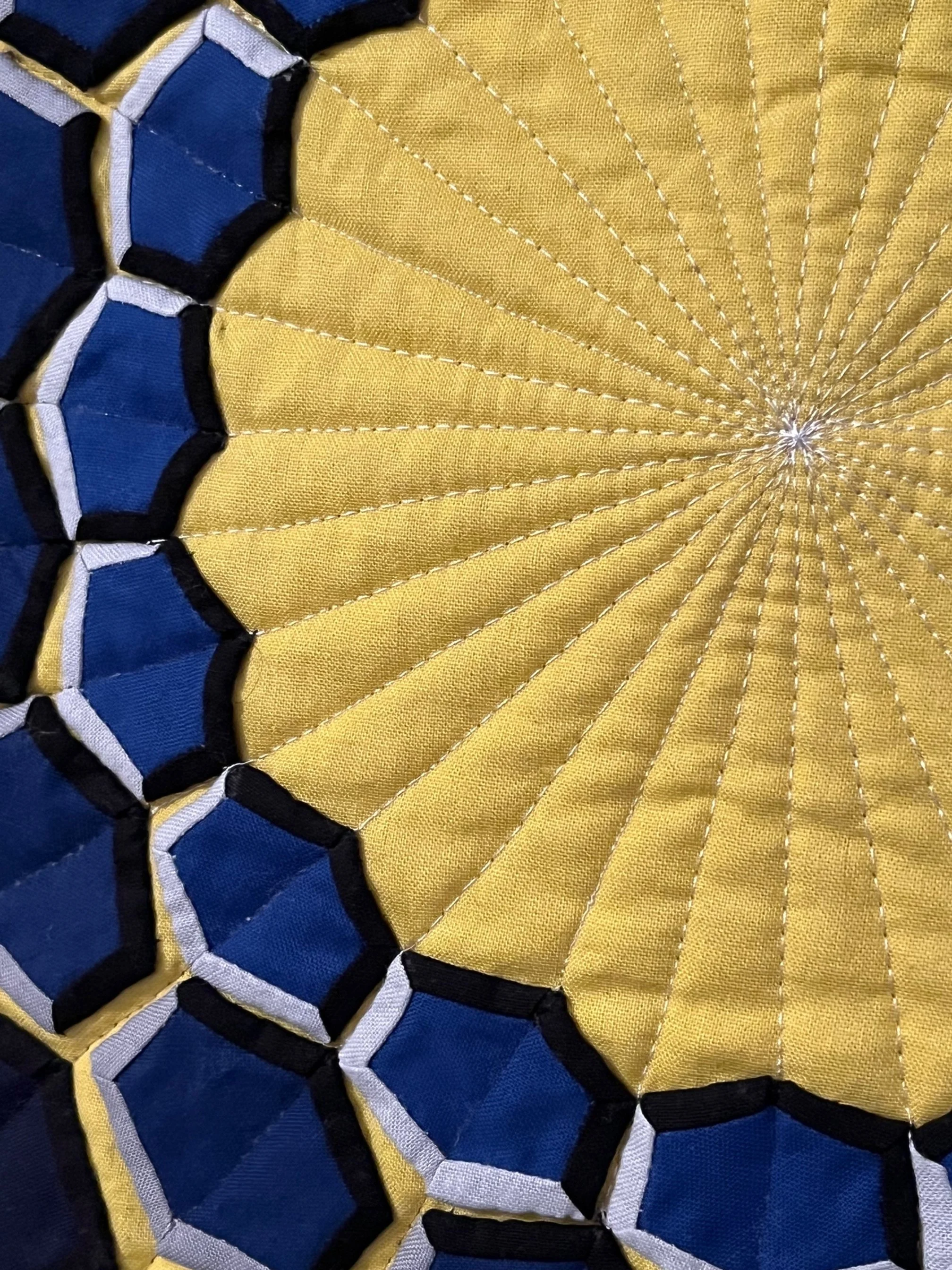 Yvonne_Zertifikatsquilt_detail.jpg