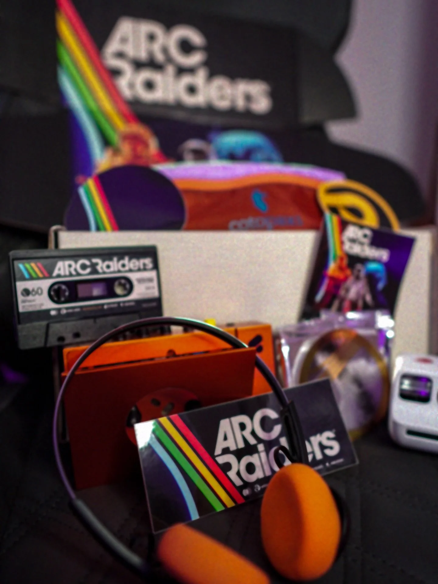 Ad A HUGE thank you to the team over at @embark.studios for sending over this Christmas gift 🎁 ✨

The Raider in me is absolutely beside herself finding all this &lsquo;Epic&rsquo; loot in a box!

Now let&rsquo;s chuck this on repeat ▶️🔁🎶

Ad: PR/G