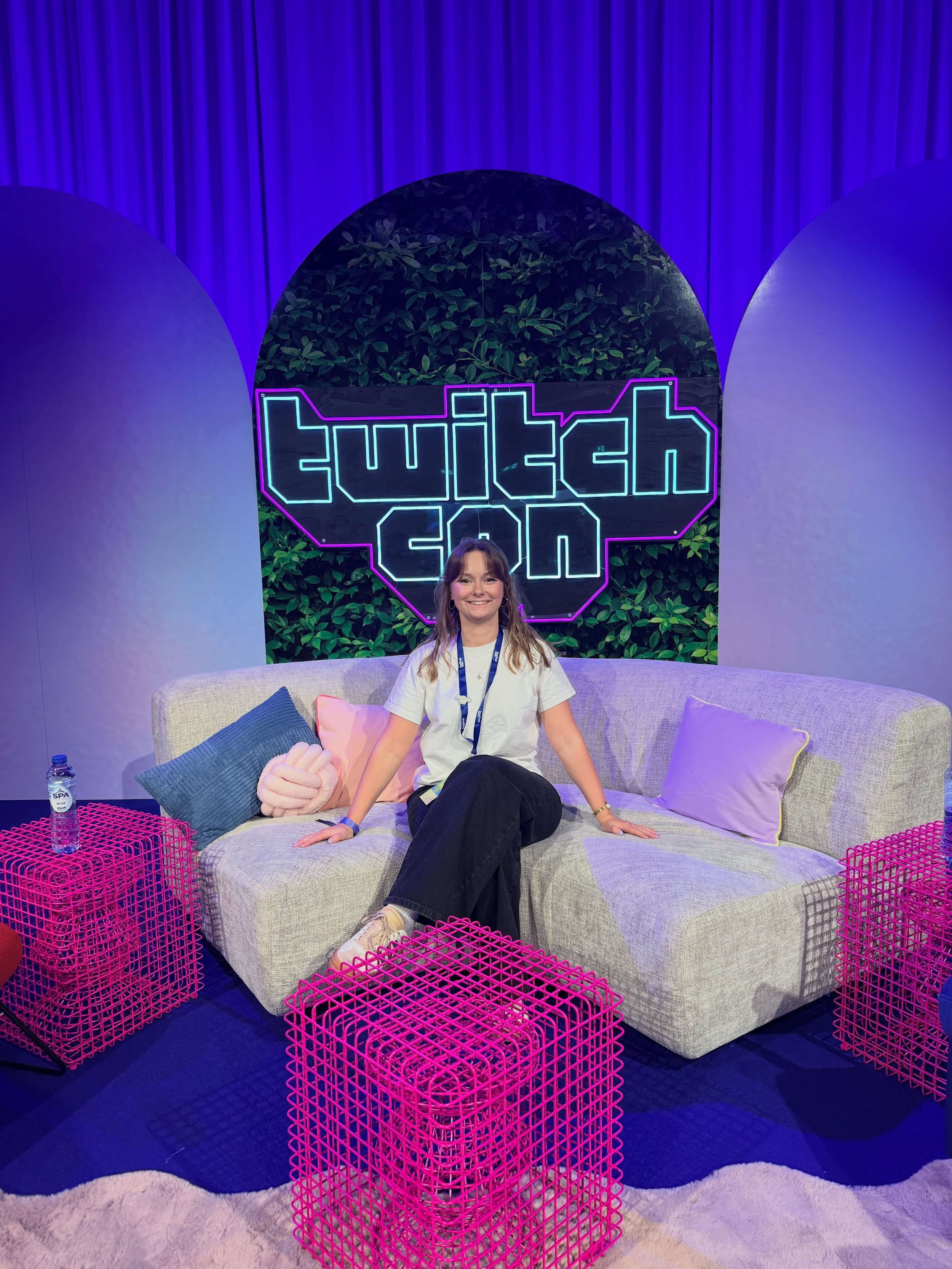 Haven&rsquo;t slept in 24 hours 😴

But I did&hellip;

✅ Travel to a different country
✅ Meet some wonderful human beings
✅ Film some content
✅ Dance on some tables
✅ Experience my first TwitchCon as a Partner

Worth it.