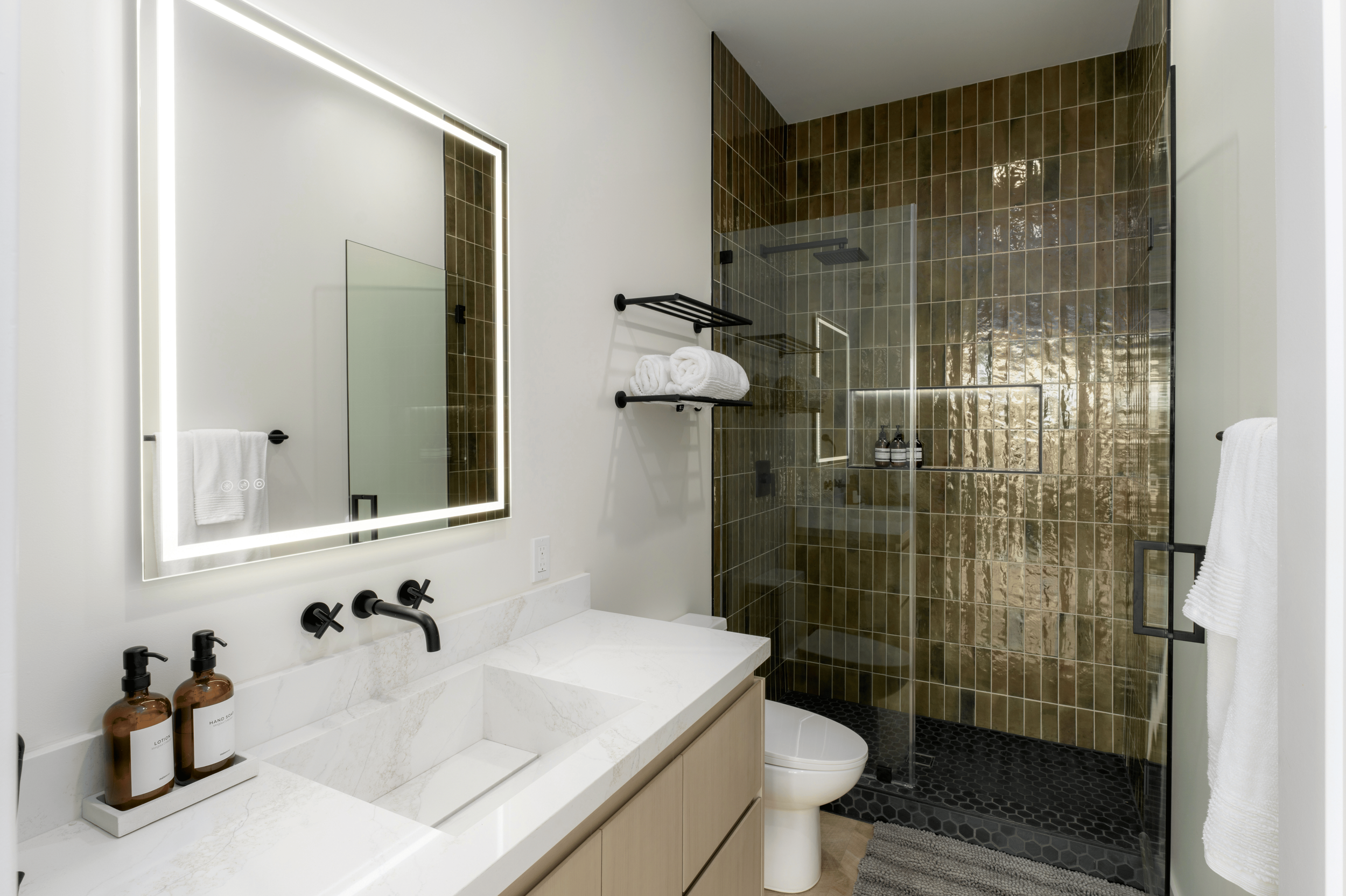 5140 Los robles Pictures (21).png