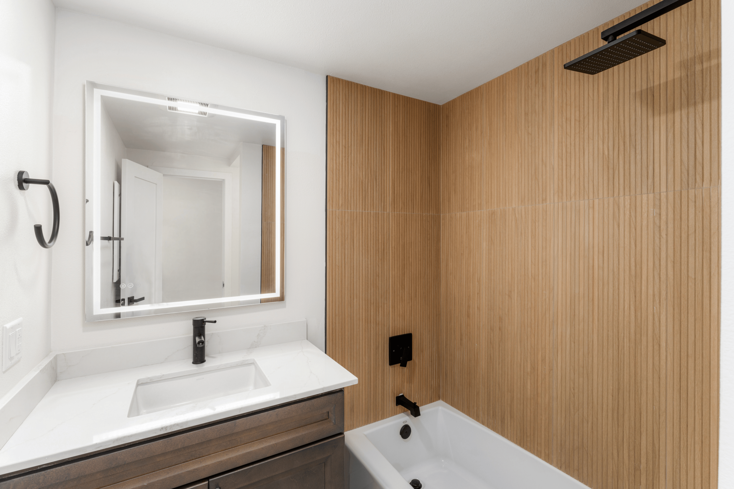 3346 lockwood website Pictures (22).png