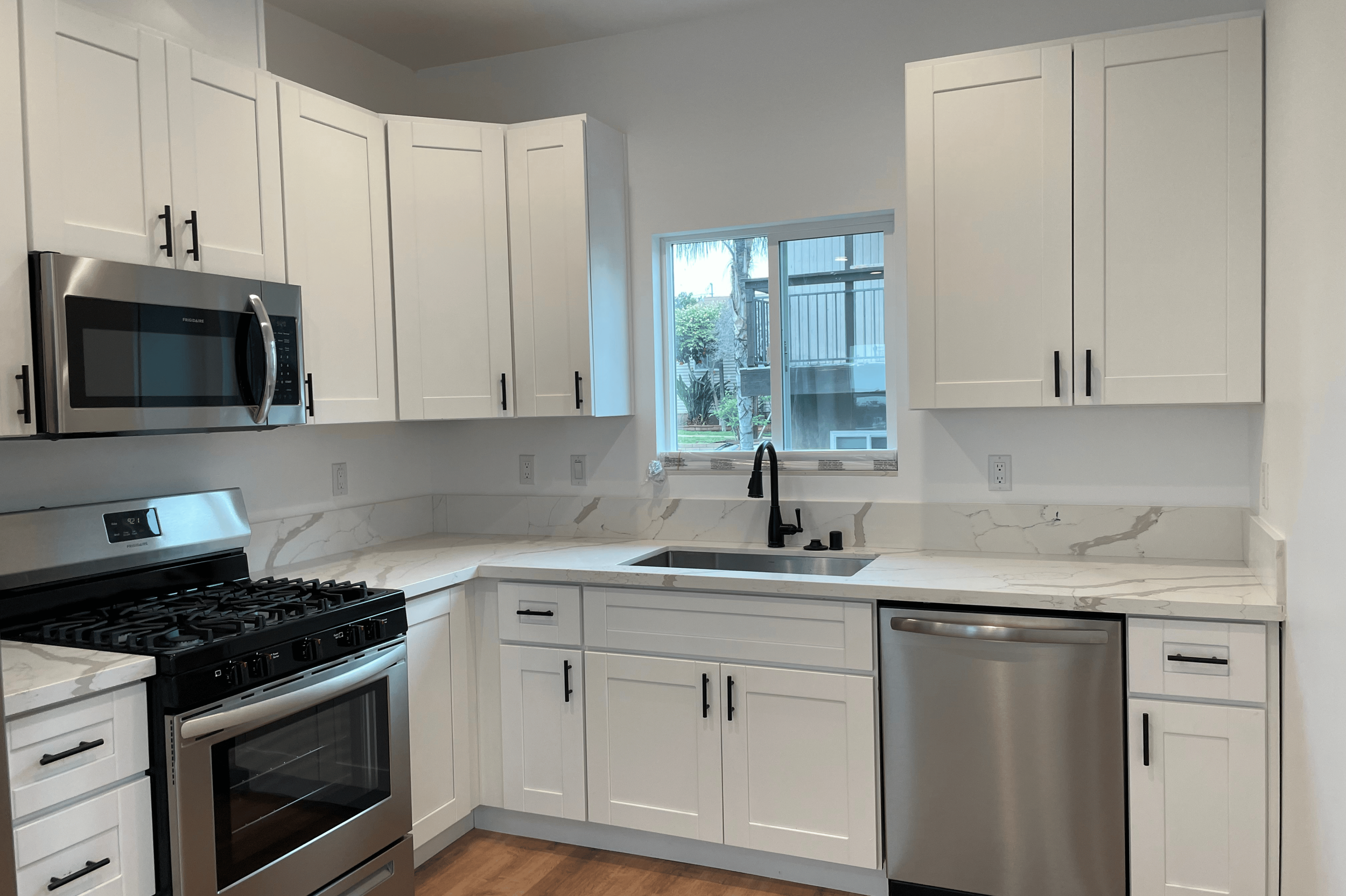 6737 thomson website Pictures (11).png